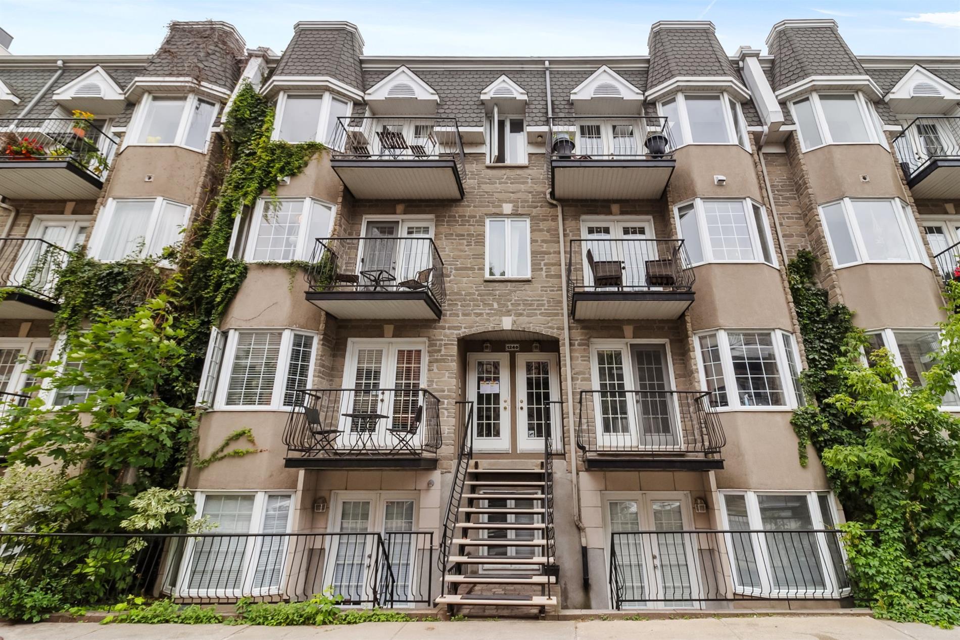 5-1240 Rue Montcalm — photo 1