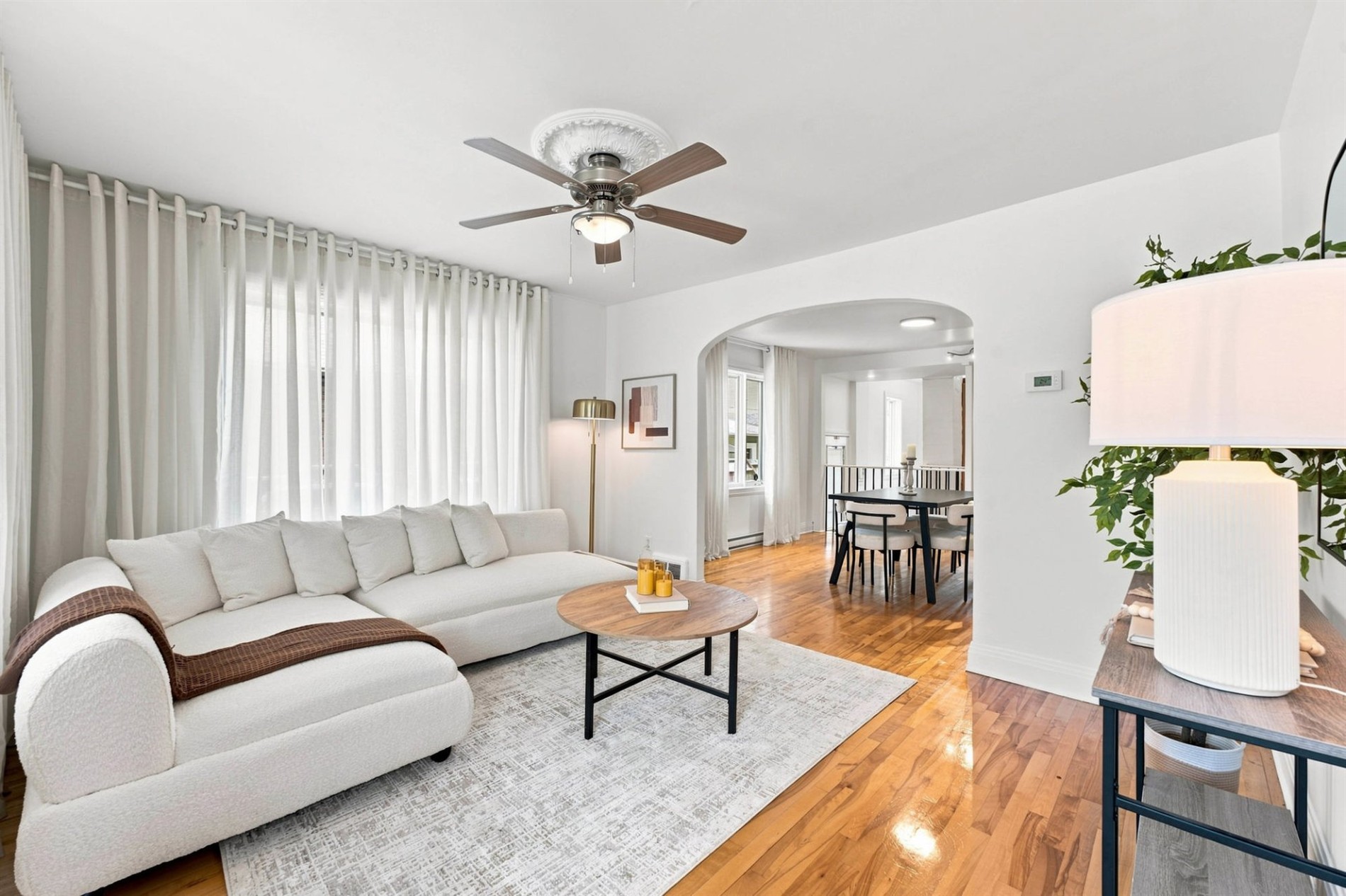 2535 Rue St-Paul — photo 3