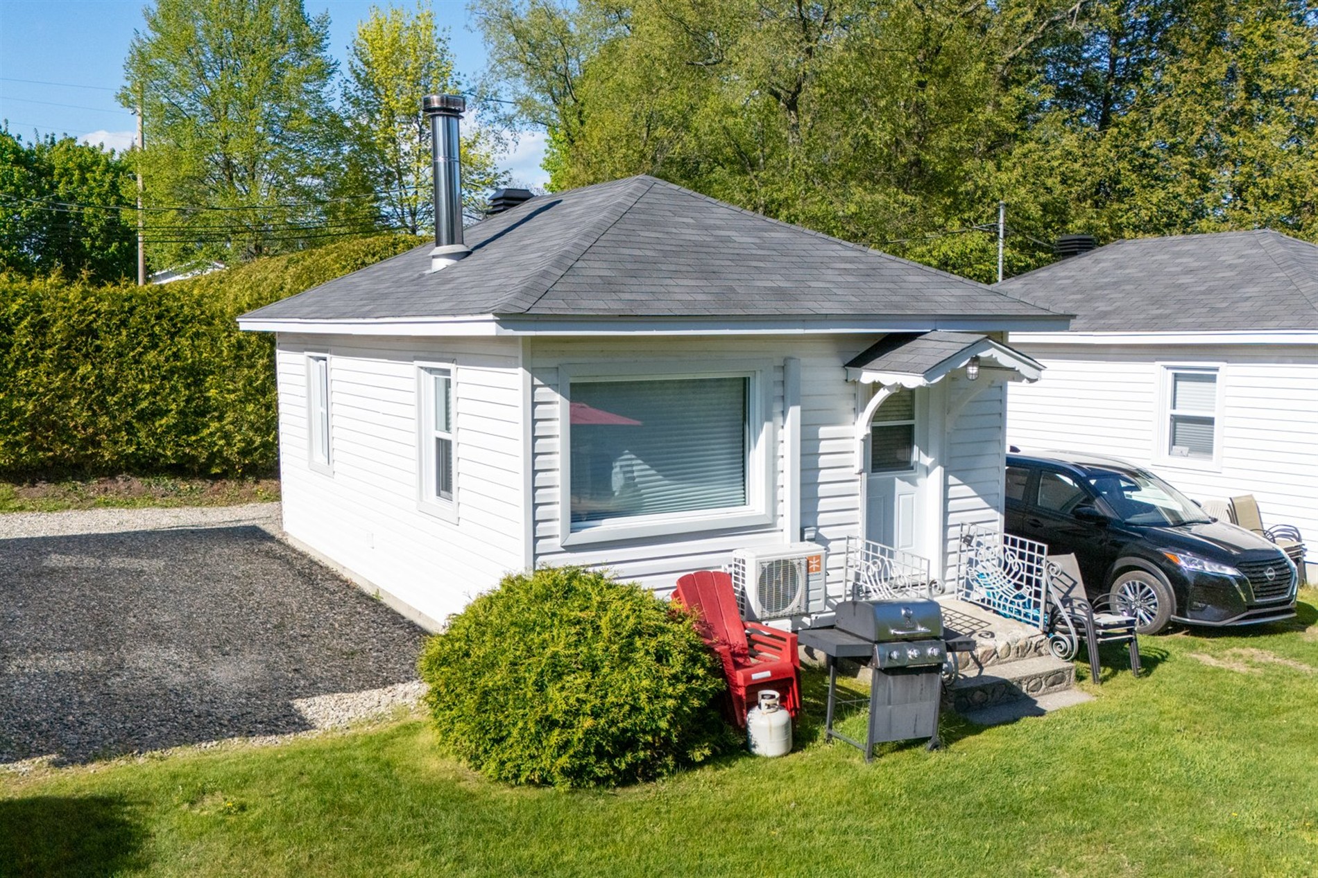209 Av. des Scouts — photo 2