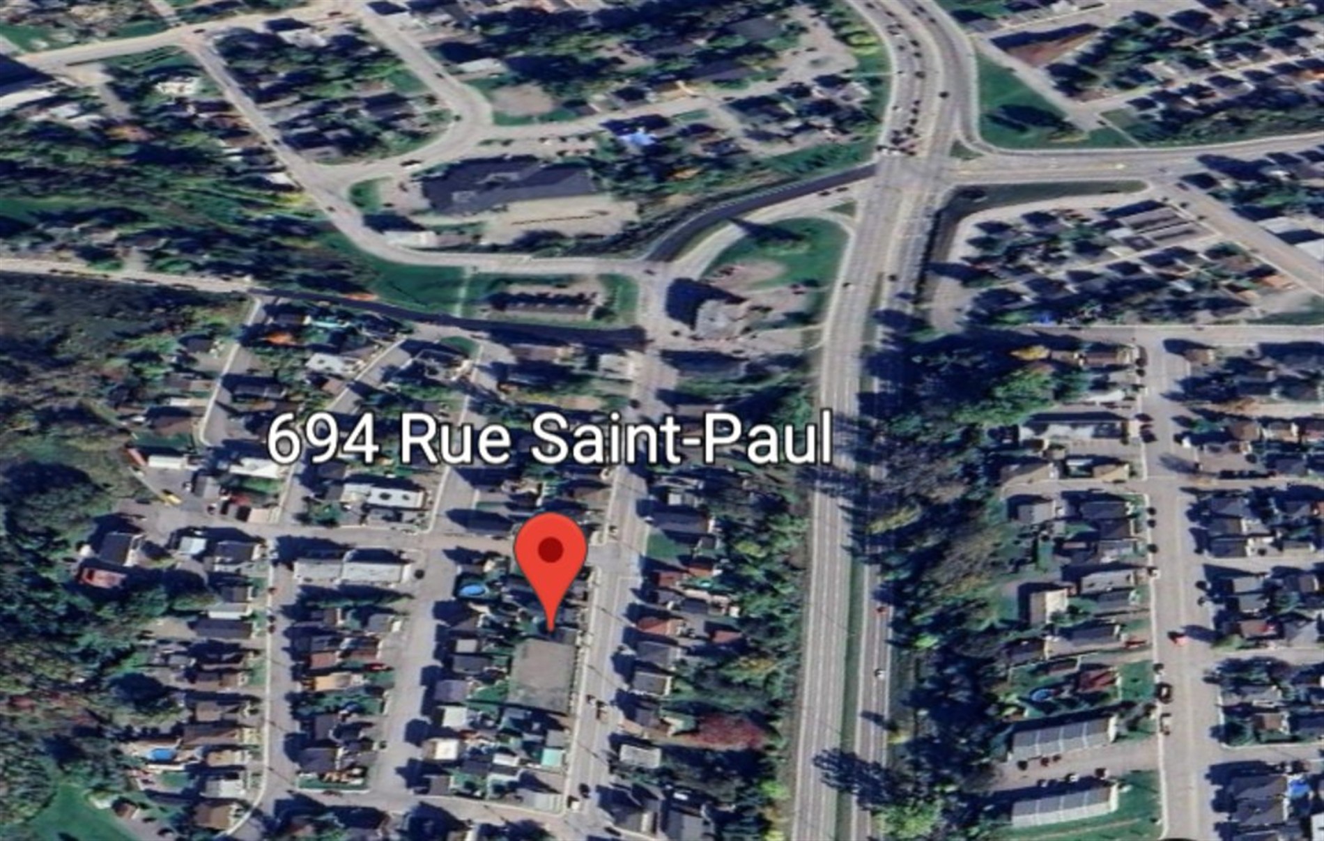 694 Rue St-Paul — photo 2