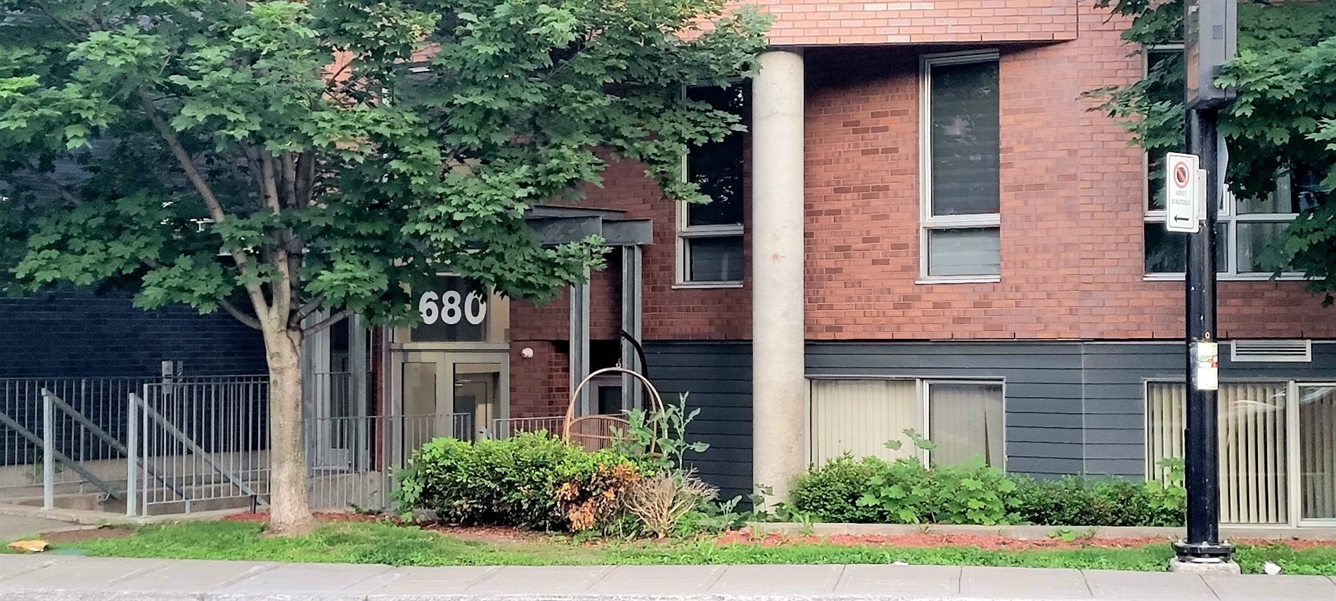 104-680 Ch. du Bord-du-Lac-Lakeshore — photo 2