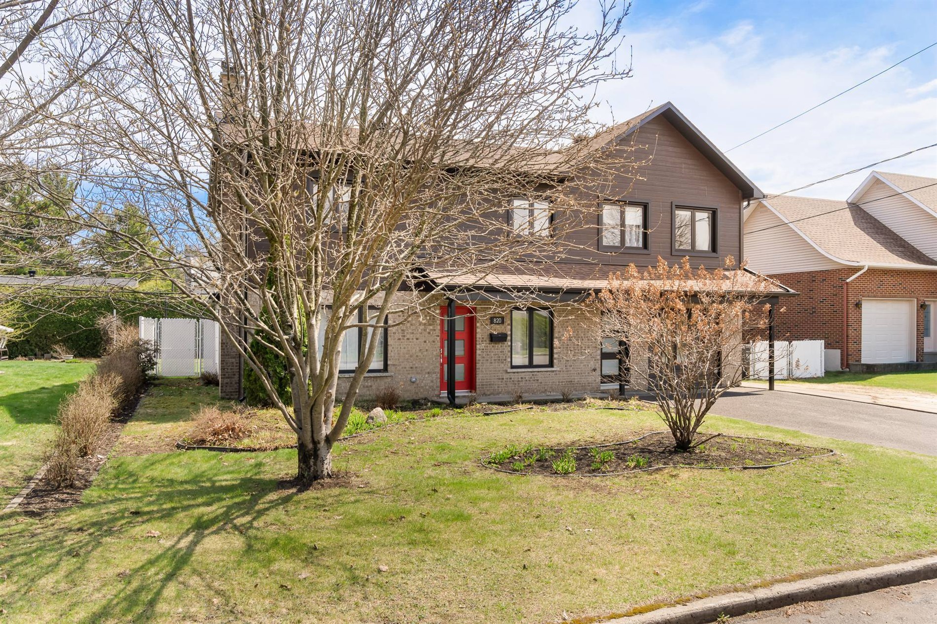 820 Rue Jean-De Lauson — photo 3
