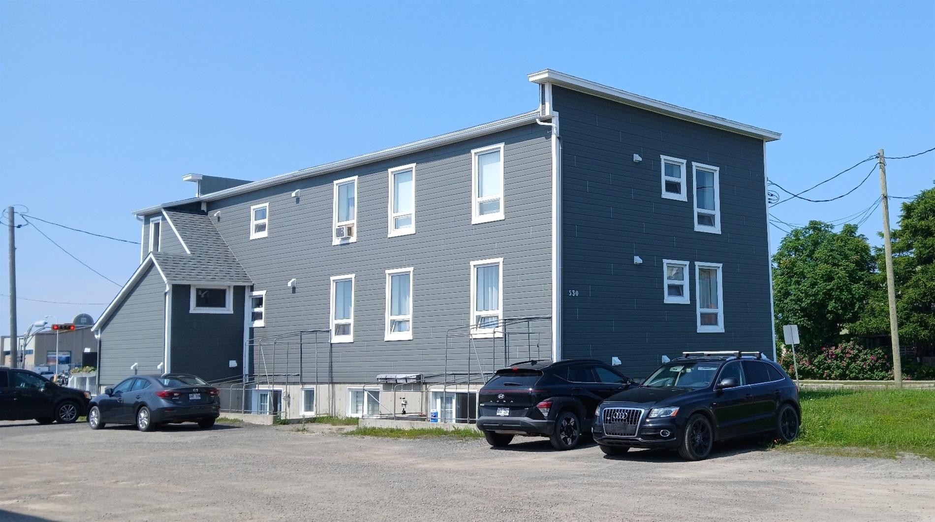 530 Rue St-Germain E. — photo 3