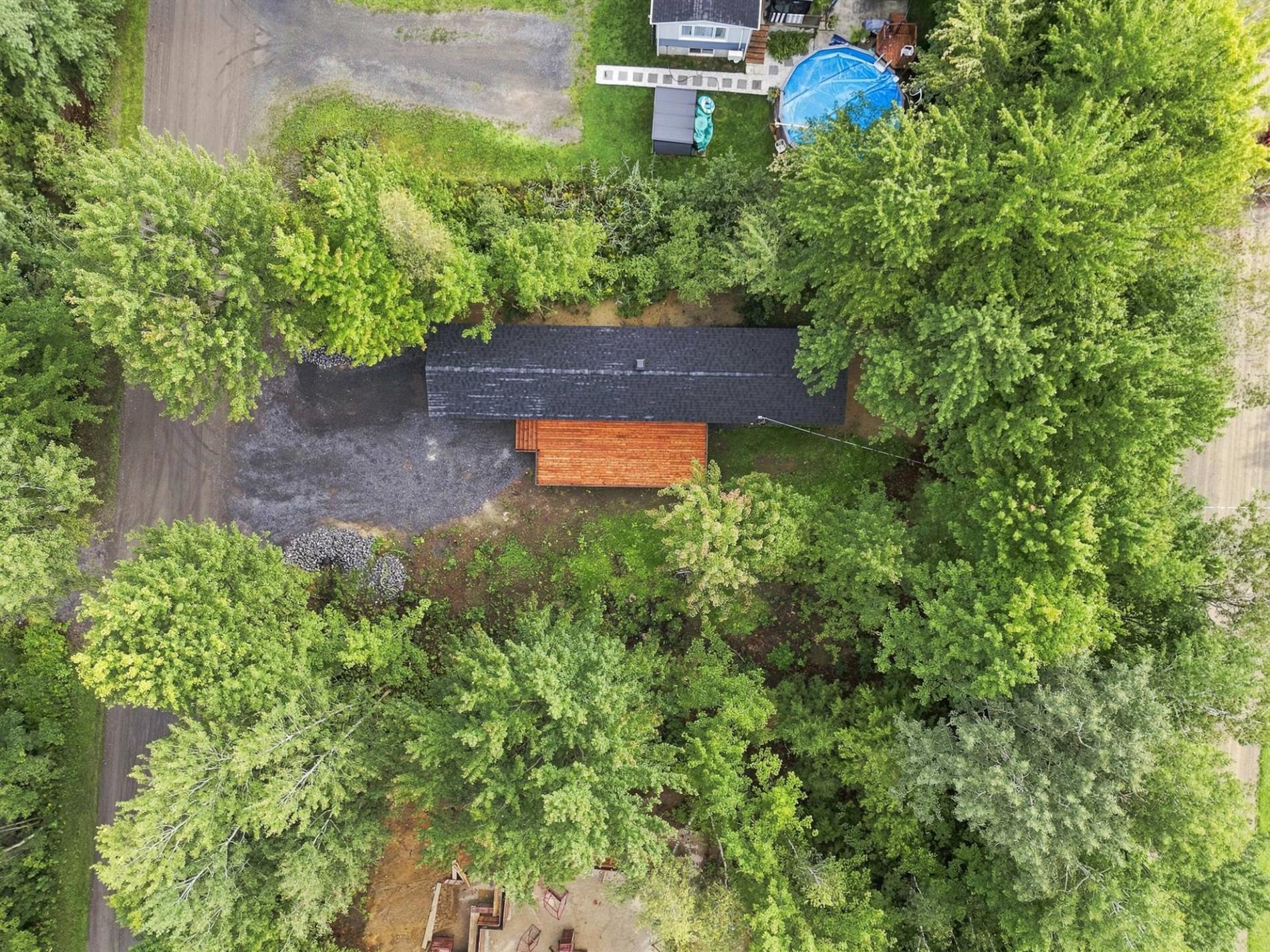 1040 Rue du Domaine-de-la-Belle-Plage — photo 3