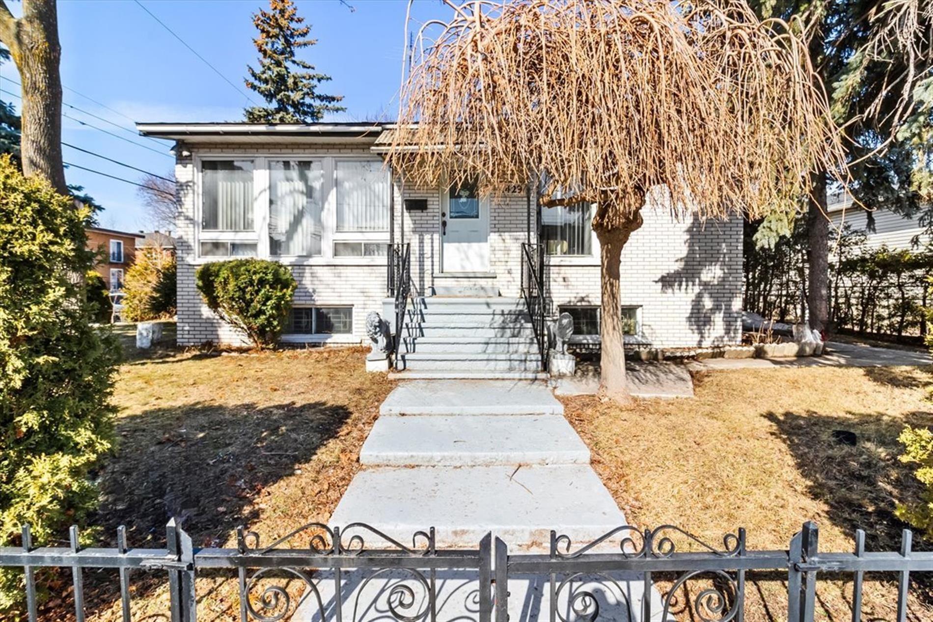 1429 Rue de la Providence — photo 1