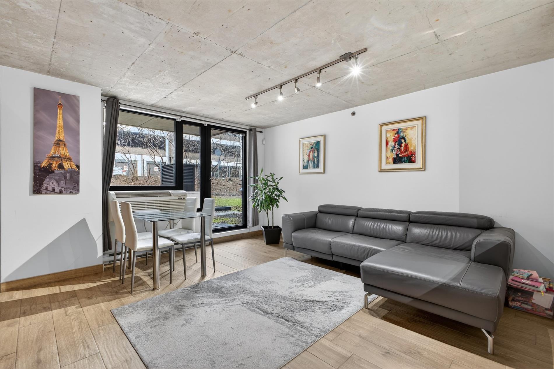 1451 Rue Parthenais — photo 1