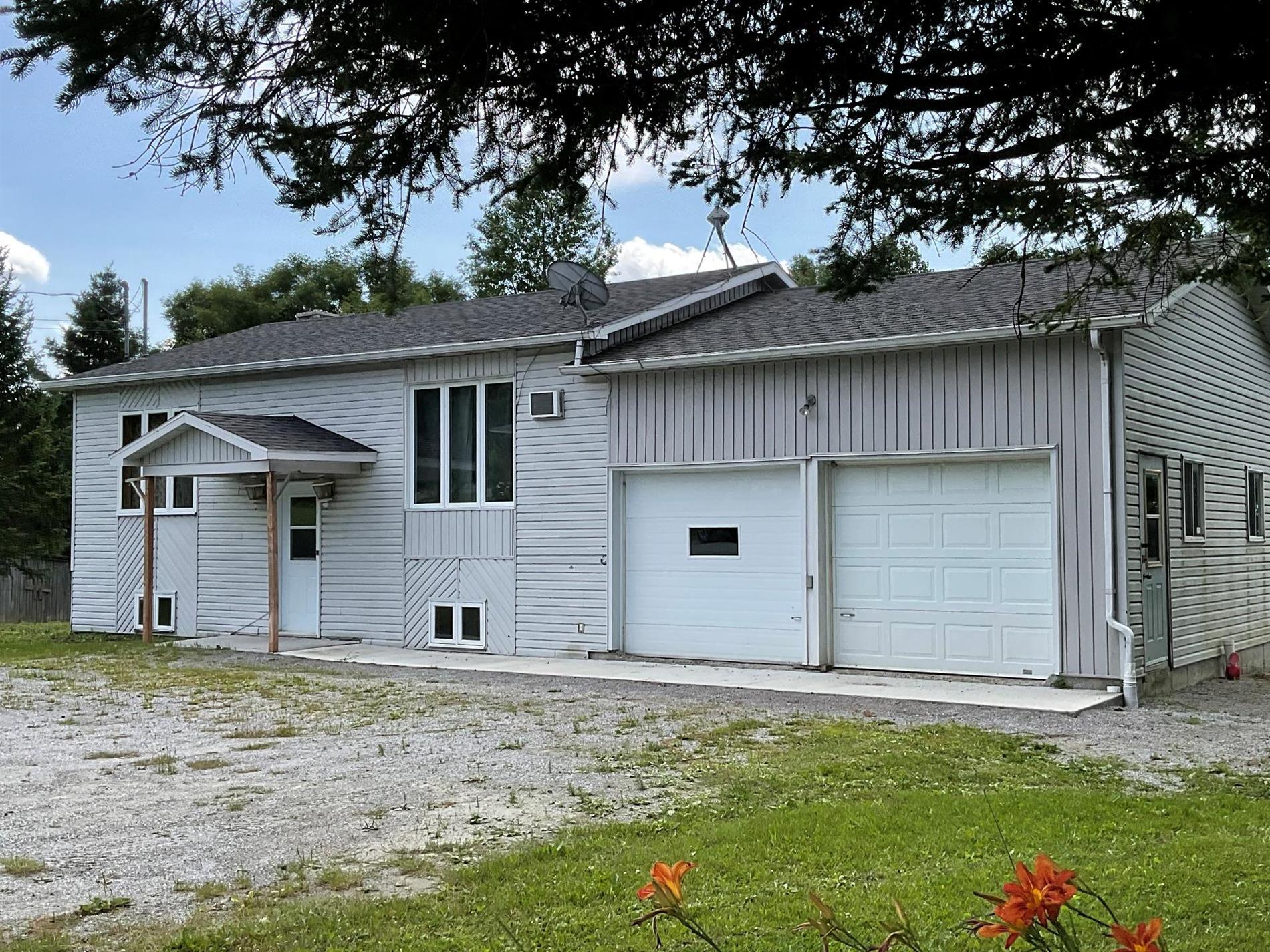 12 Ch. Gosford N. — photo 1