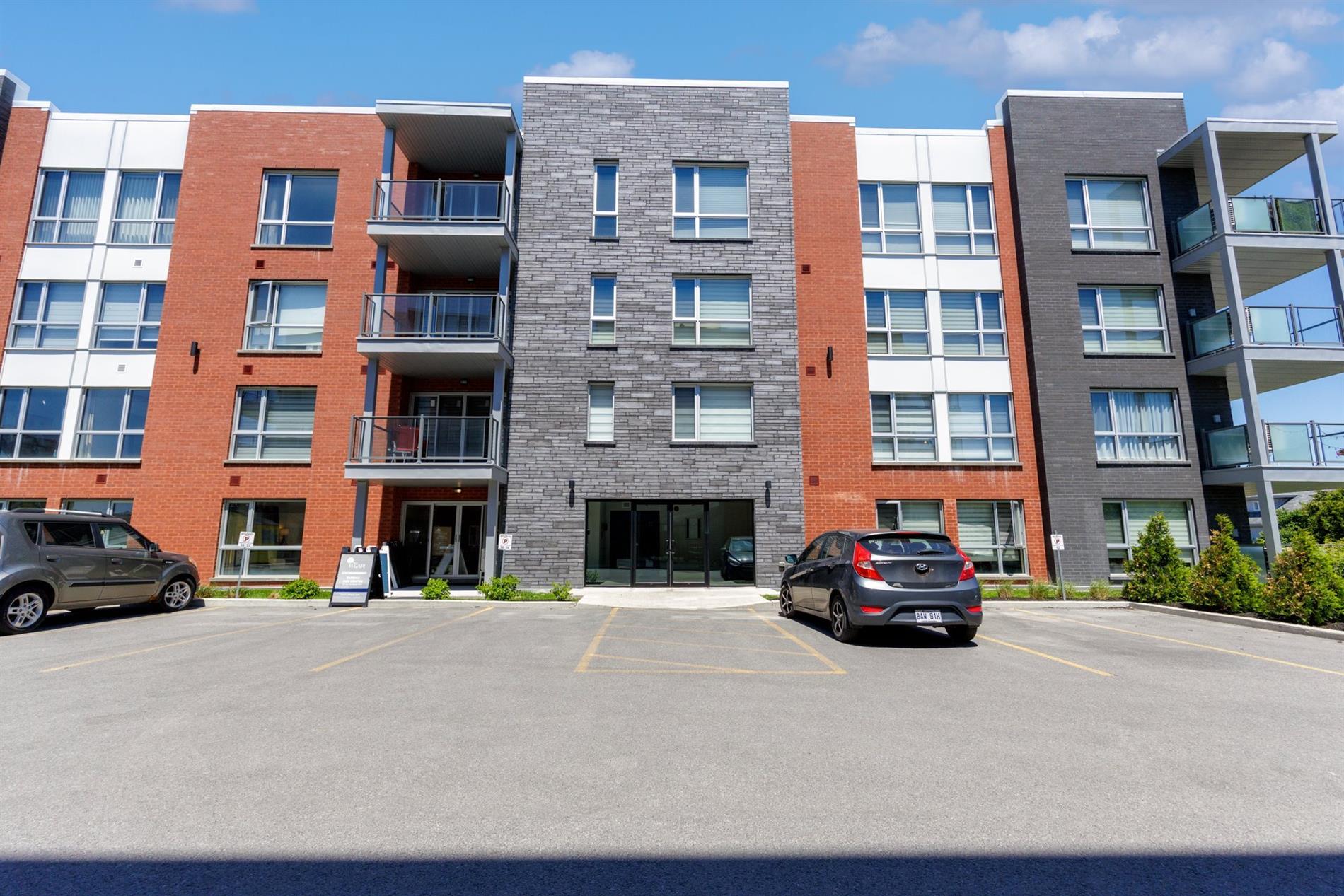 102-50 Rue Toe-Blake — photo 3
