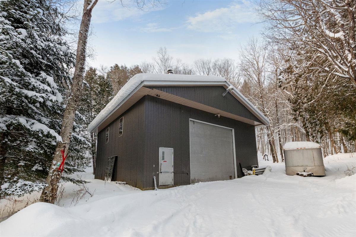 Vue 32 de la propriété réf. 13694104 – 3027-3027A Route 117 J0T 1M0