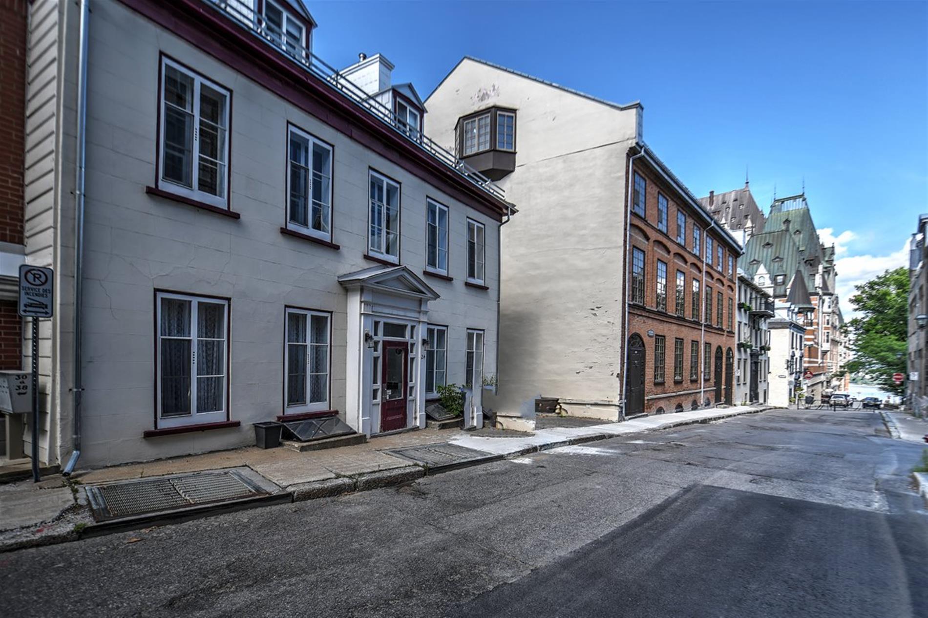 6-24 Rue Mont-Carmel — photo 2