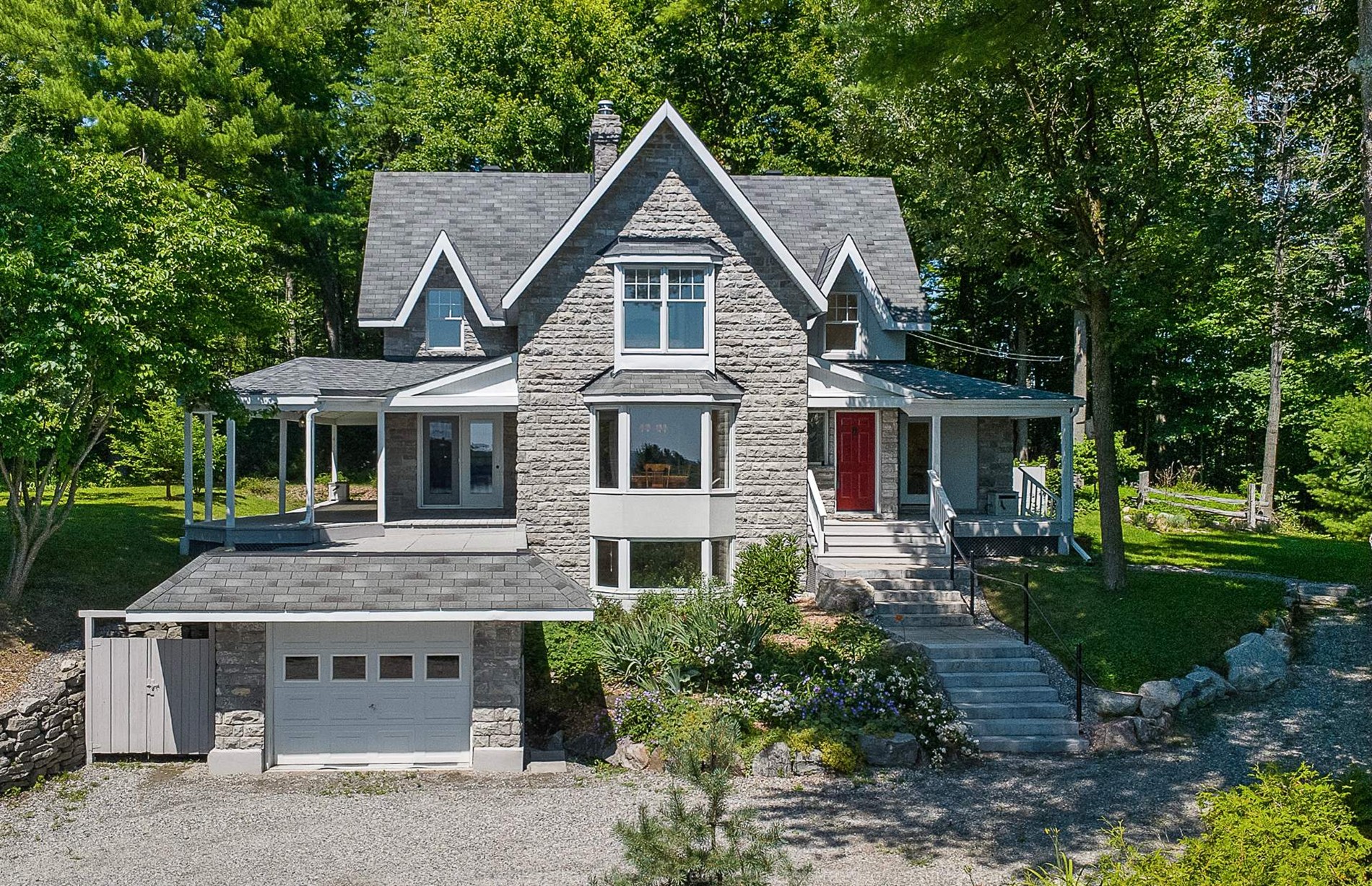 4 Ch. Helen-Mills — photo 1