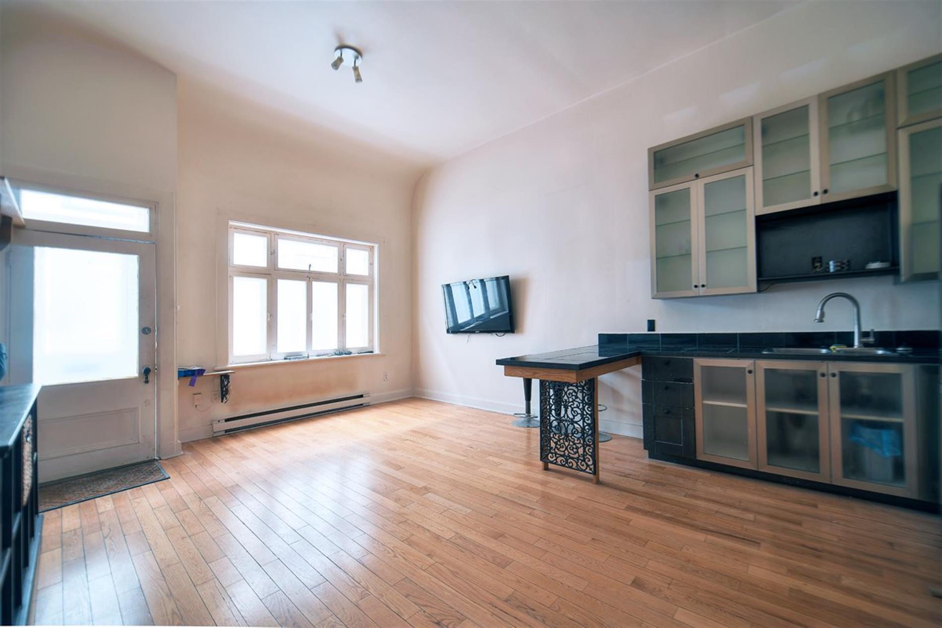 25 1/2 Rue St-Flavien — photo 3