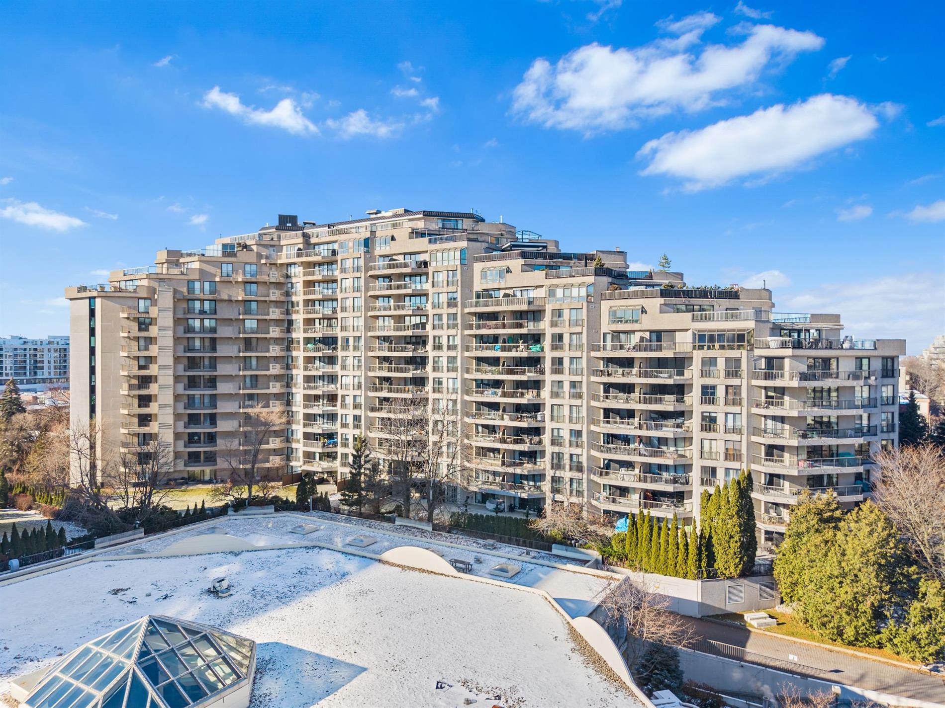 2B-6150 Av. du Boisé — photo 2