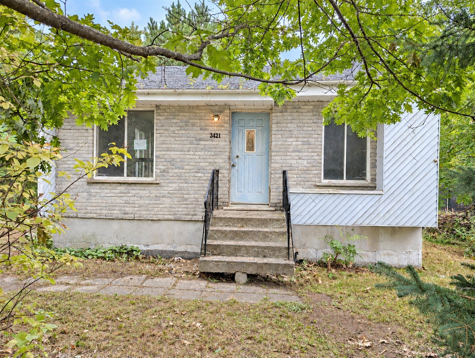 3421 Rue Lauzon — photo 2