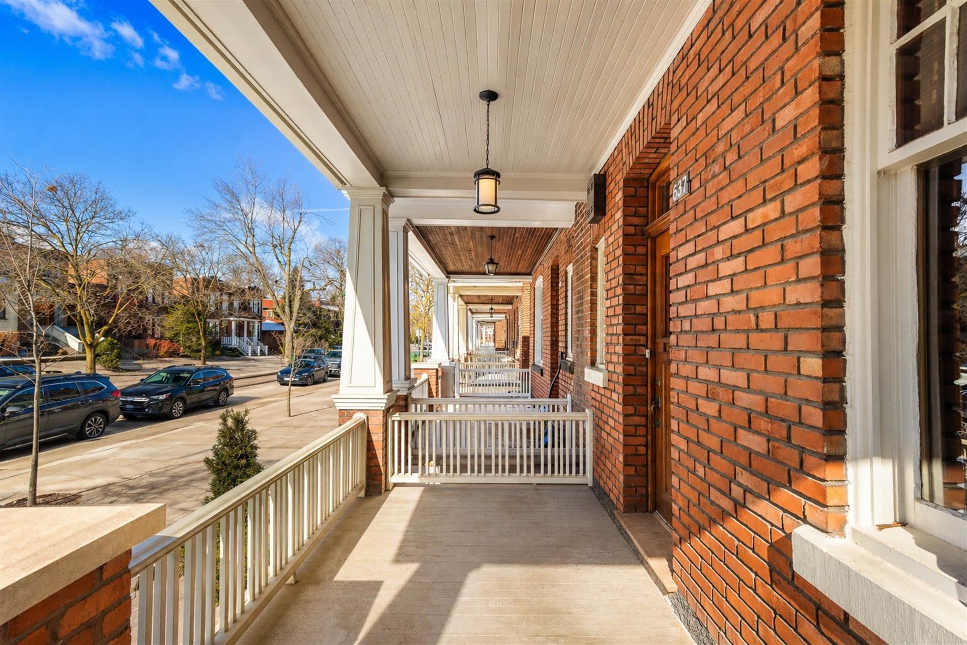 637 Av. Davaar — photo 2