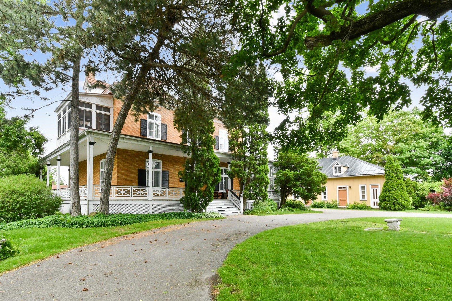 Maison à étages à vendre, Terrebonne : photo principale