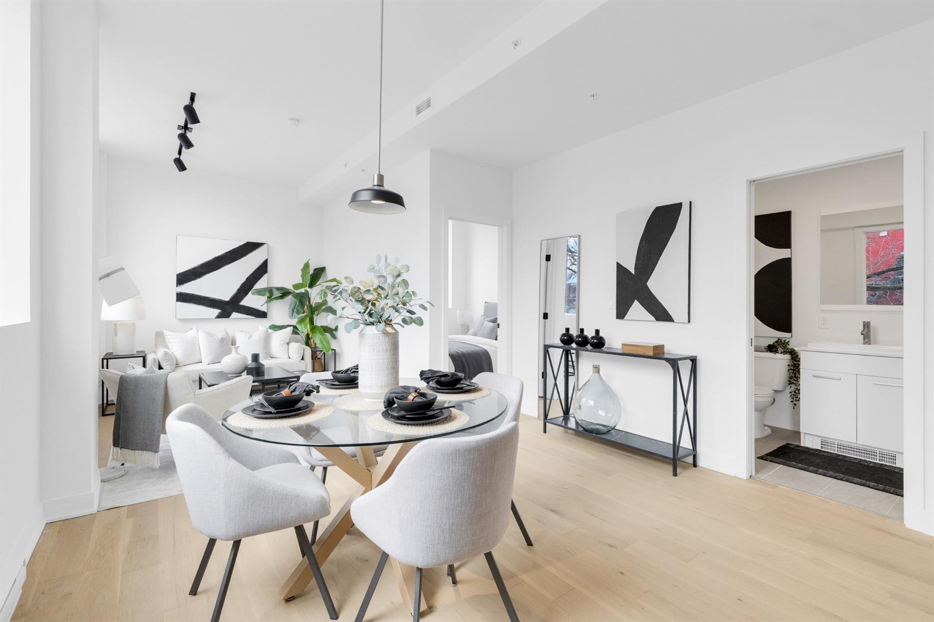 207-5410 Av. Papineau — photo 1