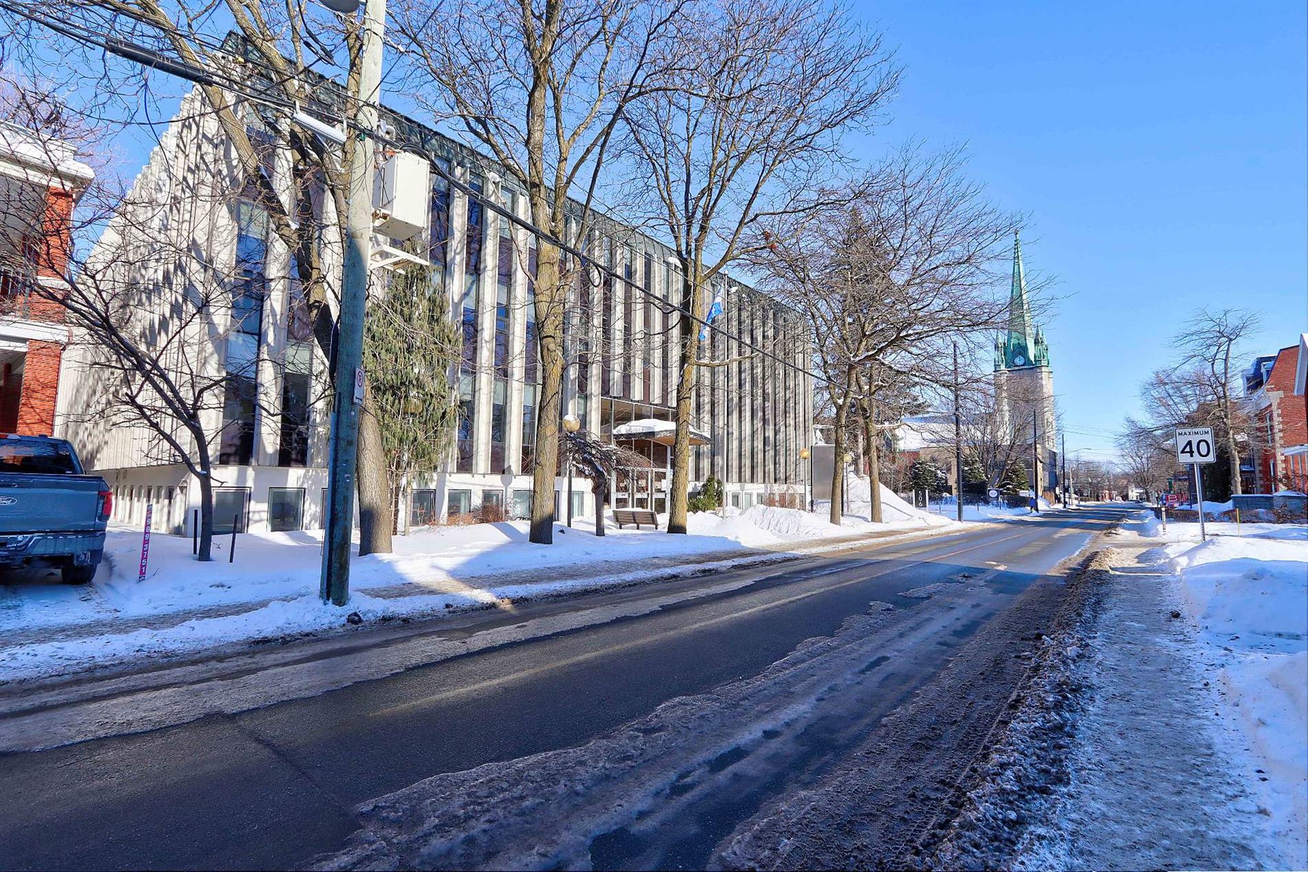 550 Rue Bonaventure — photo 3