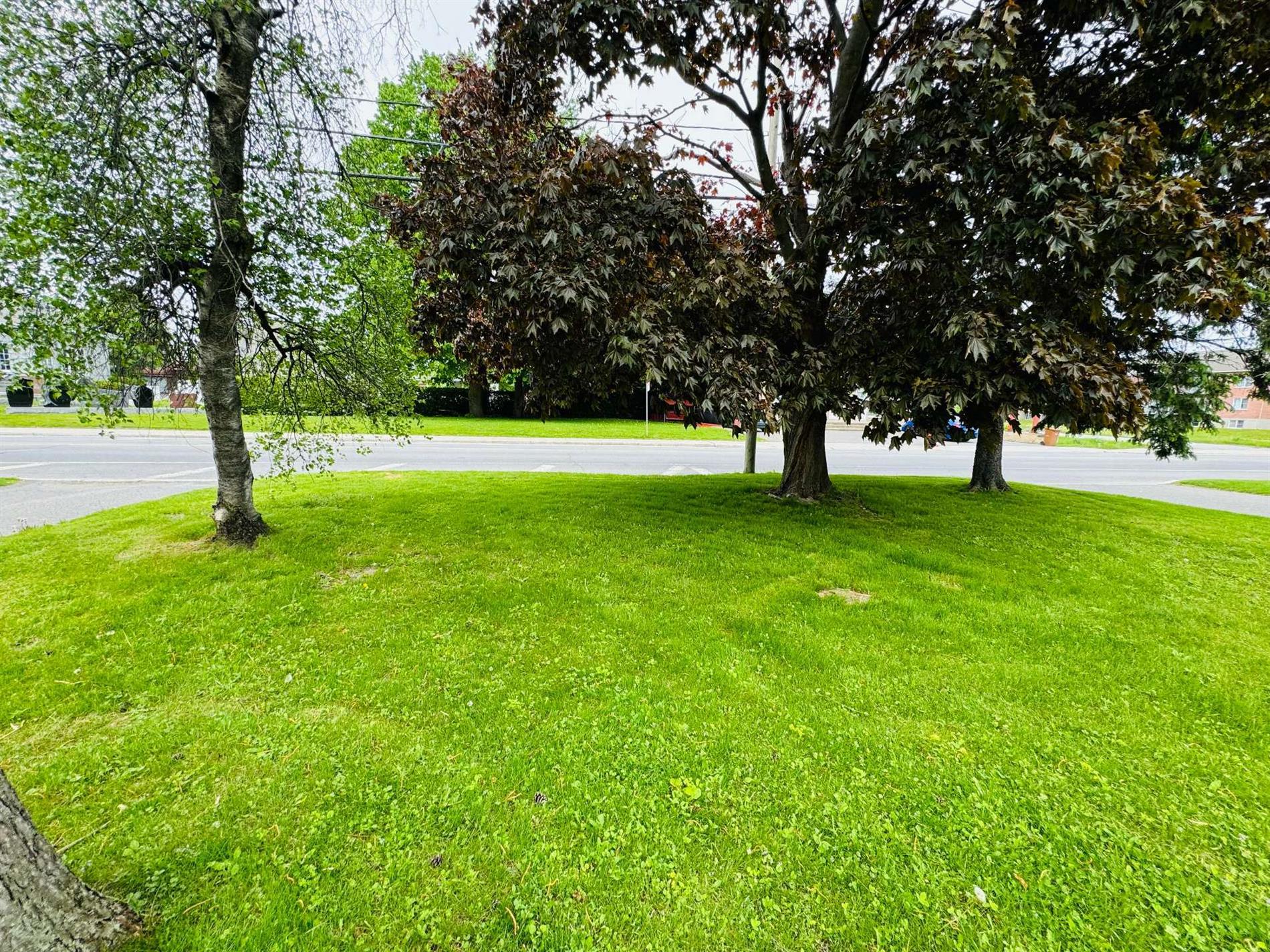 Rue Girouard E. — photo 2