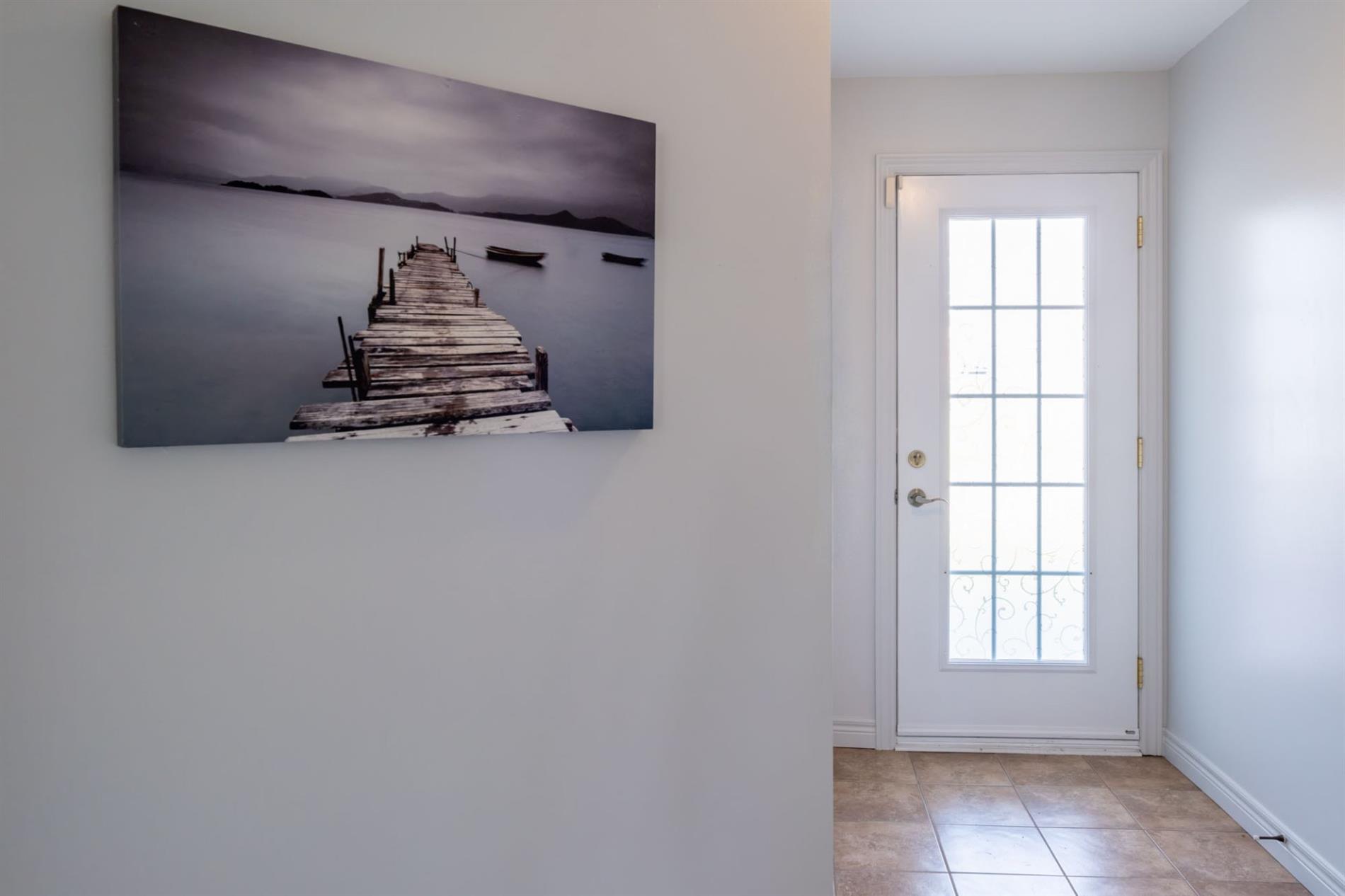 2-1025 Rue Hélène-Boullé — photo 2