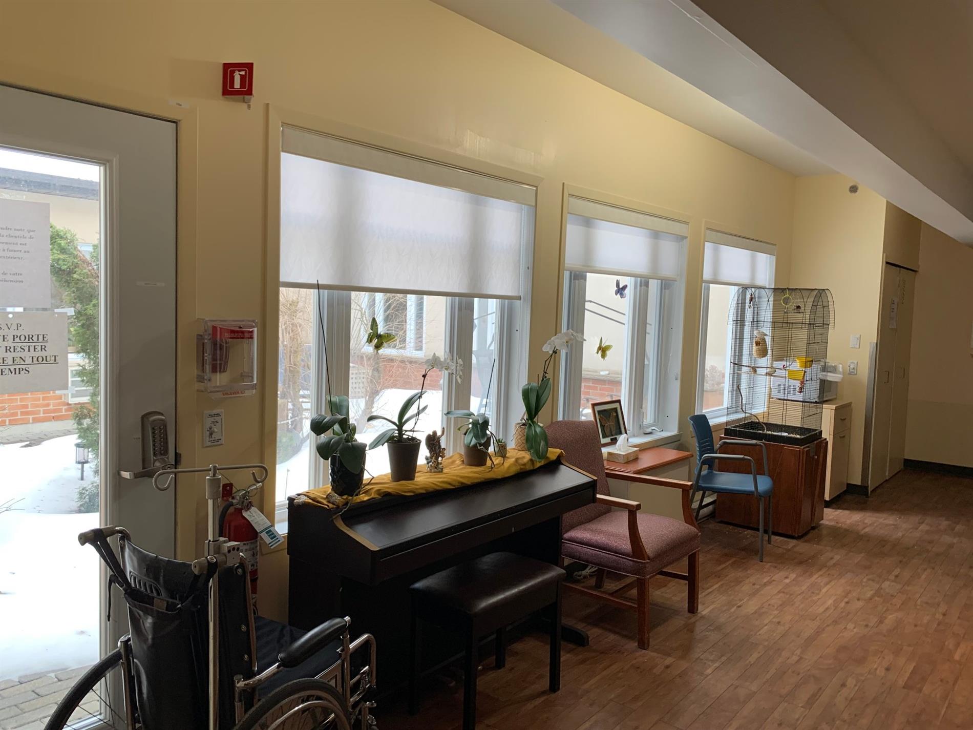 11810 Av. du Bois-de-Boulogne — photo 3