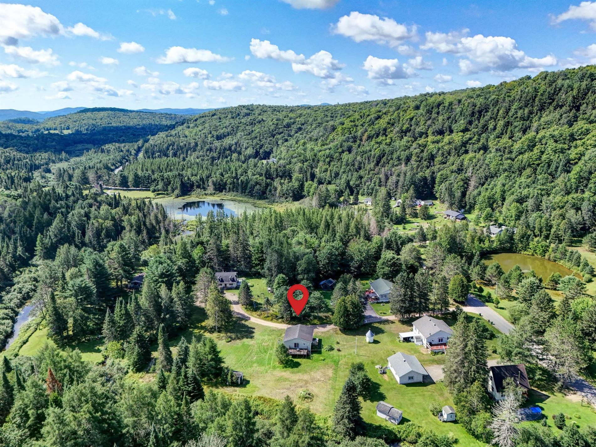 93 Ch. de la Montagne — photo 2