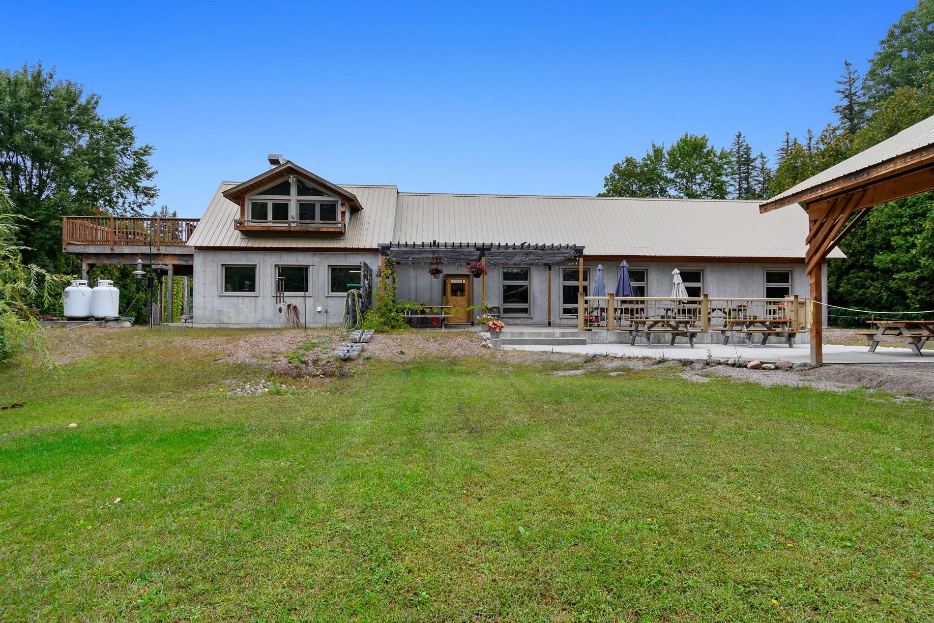 1298 Route 148 — photo 3