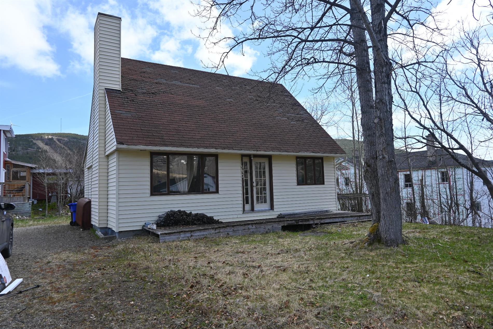 640 Av. Miller — photo 1