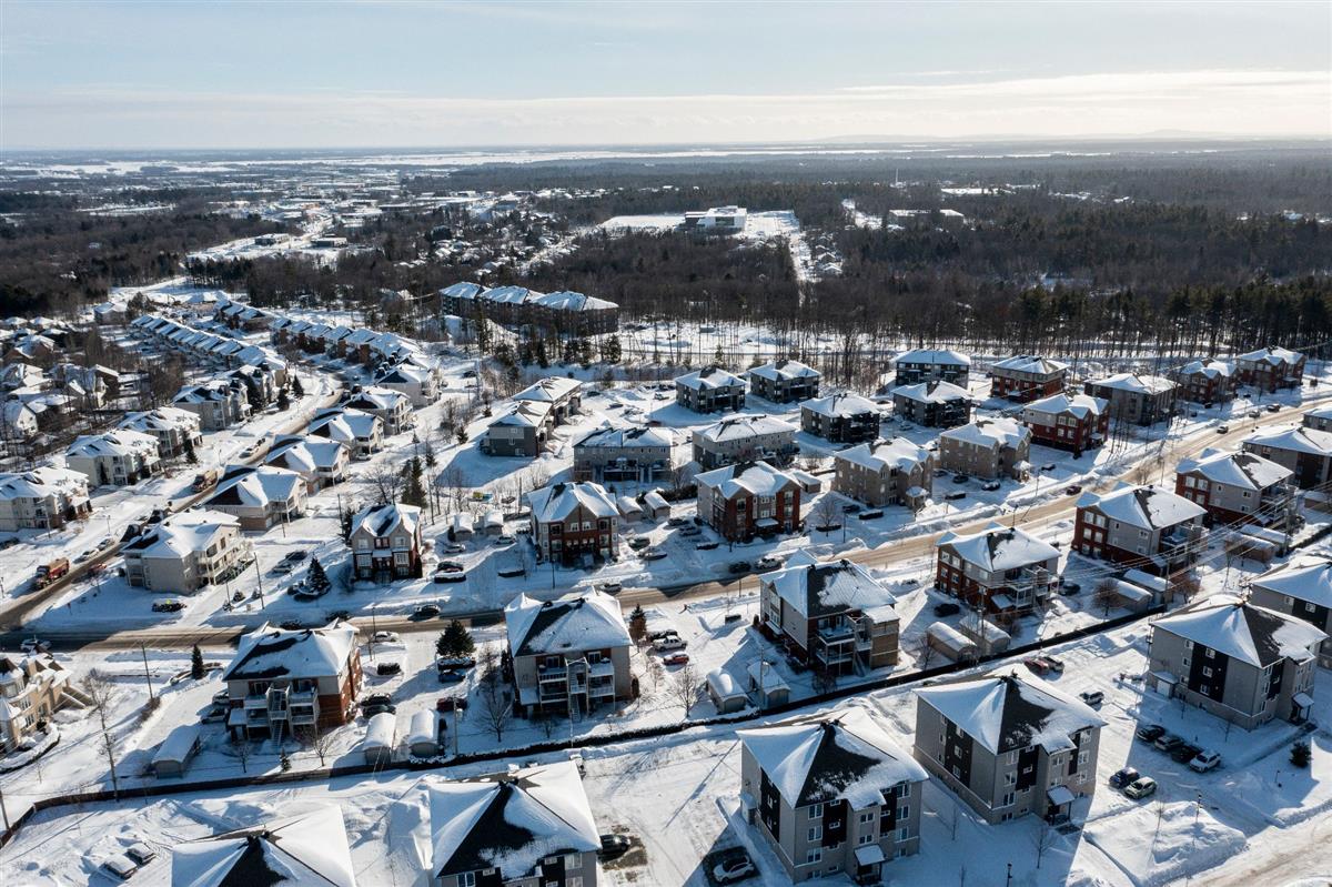 Vue 32 de la propriété réf. 13655426 – 564 Boul. de La Salette J5L 0C5