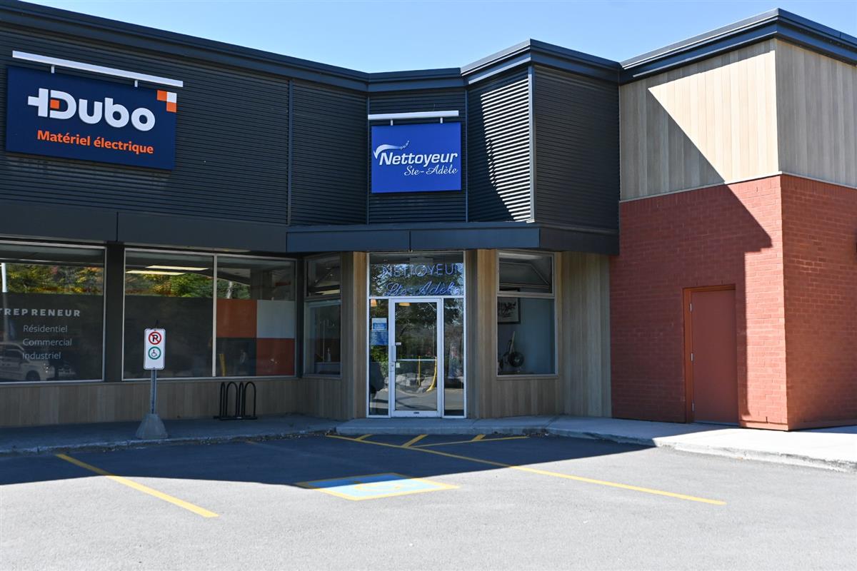 Vente d'entreprise - 1204 Rue Valiquette, Sainte-Adèle