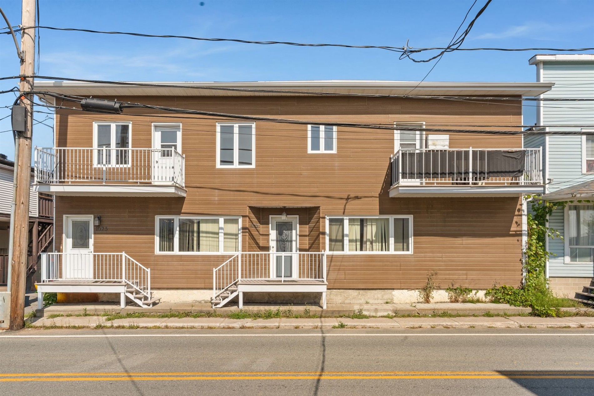 1025-1065 Av. des Hirondelles — photo 1