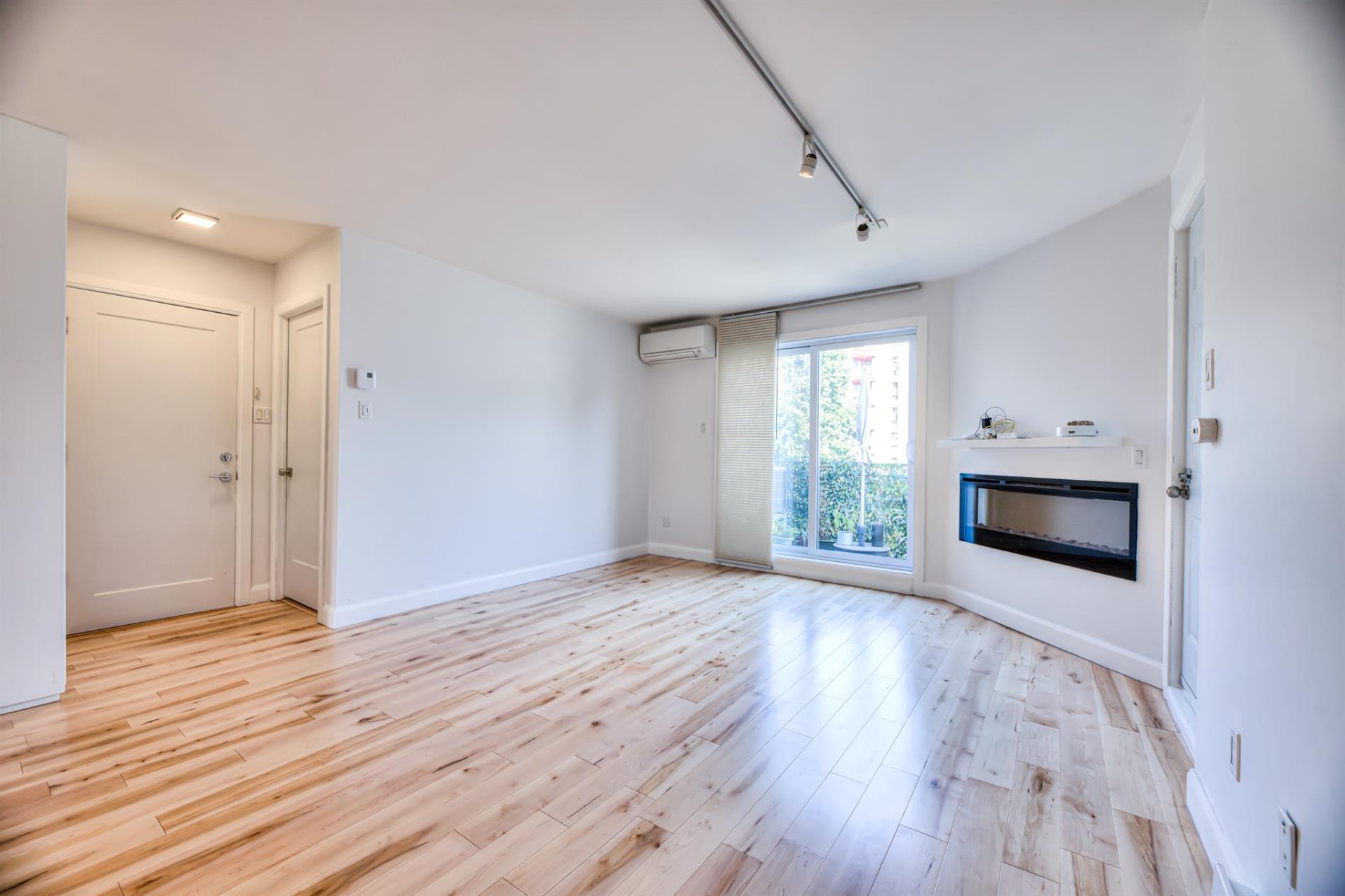 647 Av. Atwater — photo 3
