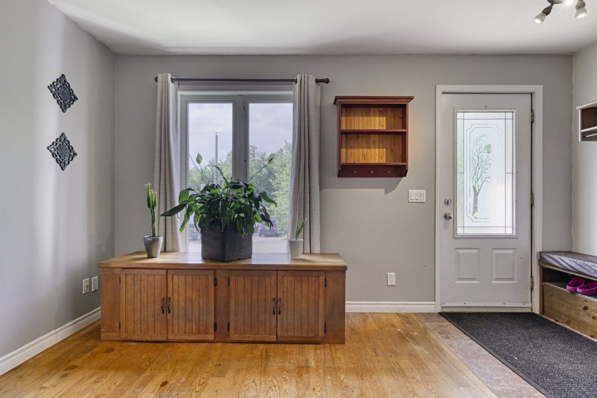 351 Rue St-Jacques E. — photo 2