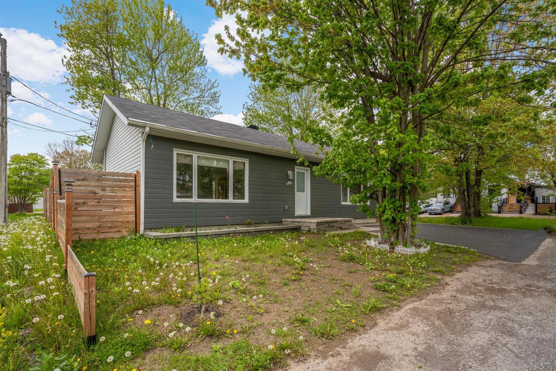 1102 Rue de l'Équinoxe — photo 3