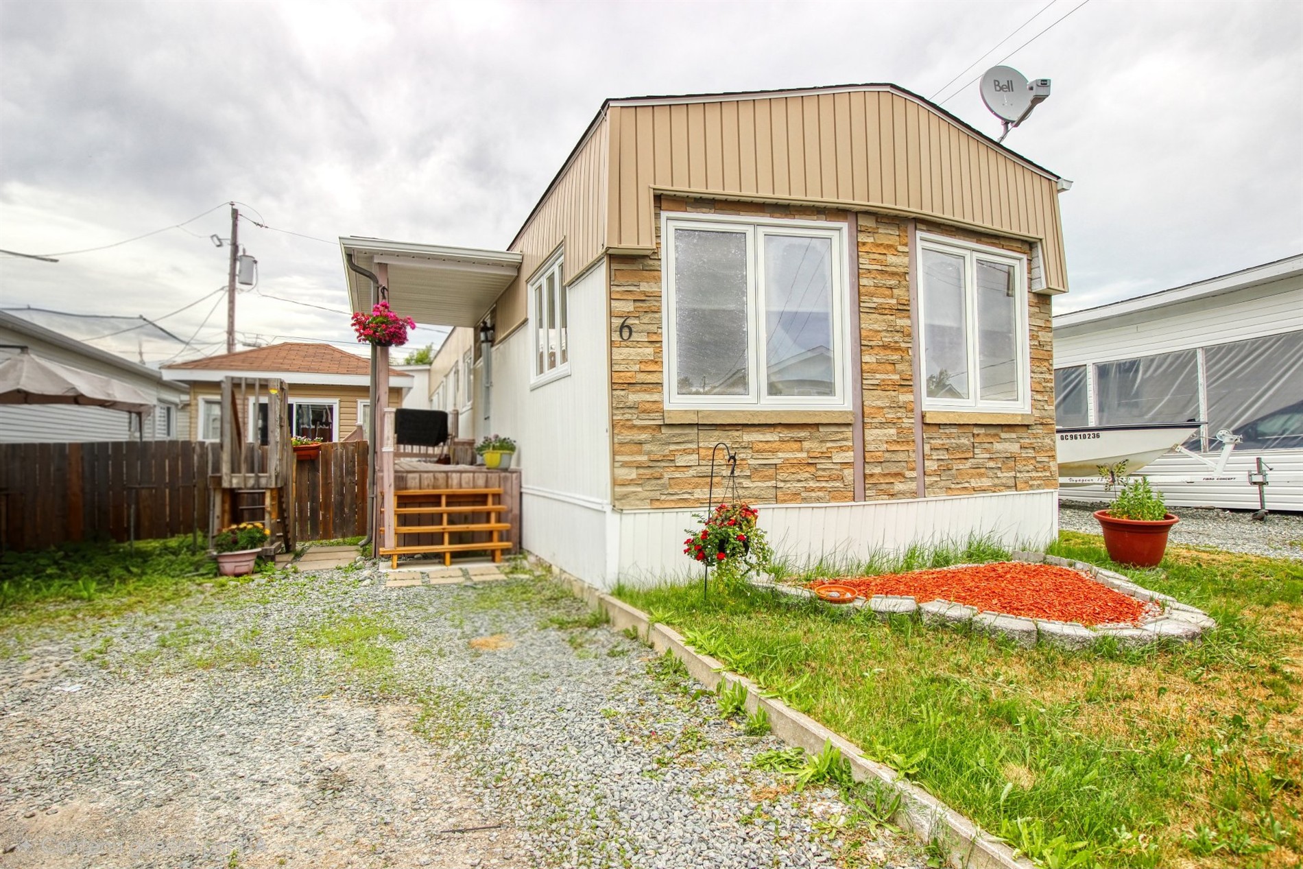 6 Rue Yvon — photo 1