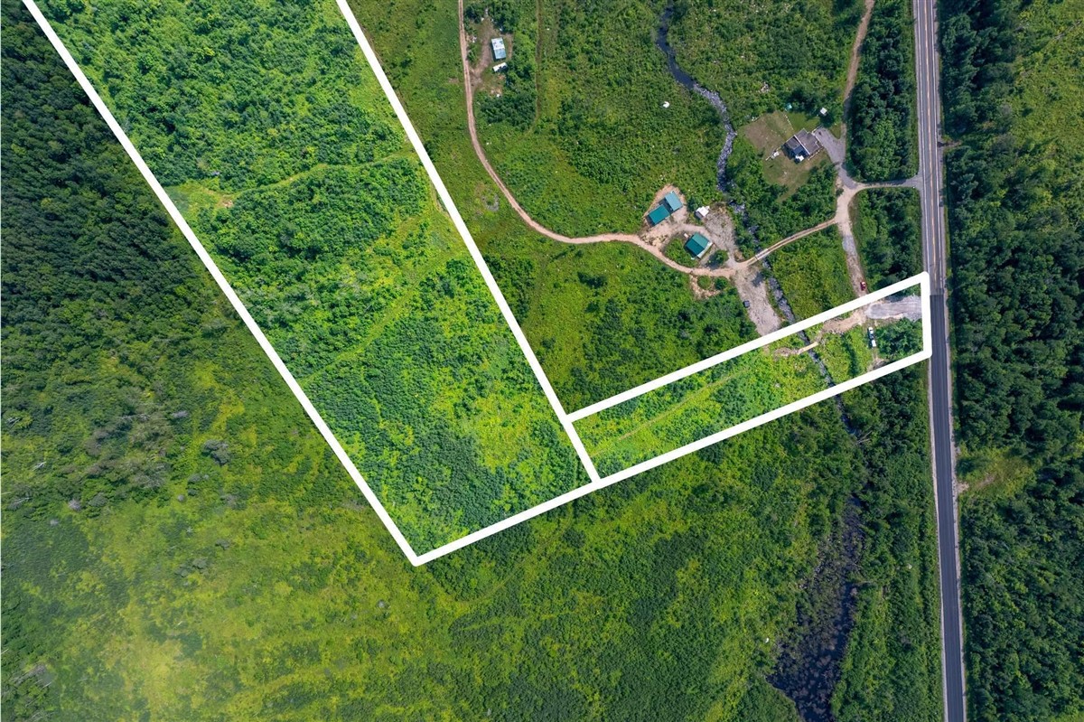 Terrain - Ch. des Quatre-Fourches, Lac-des-Écorces