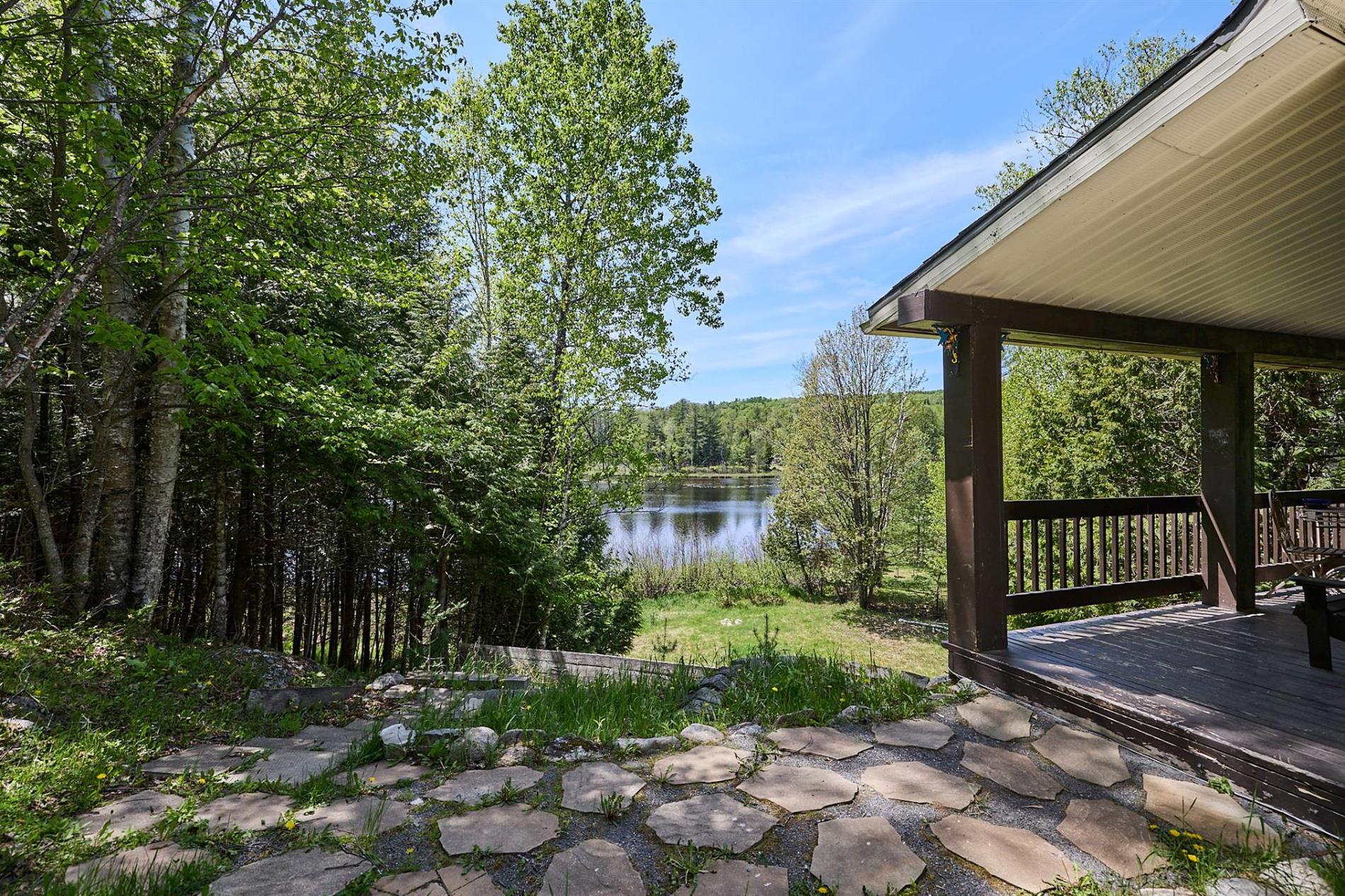 553 Ch. du Lac-Lanthier E. — photo 3