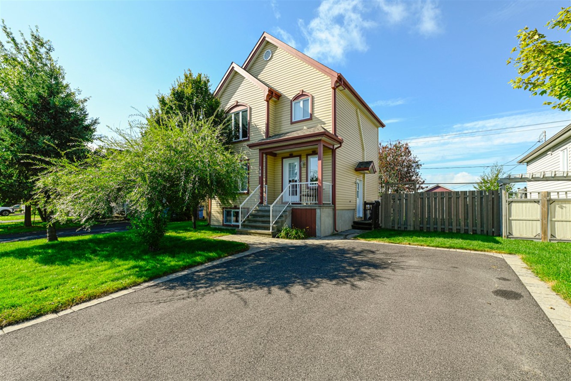788 Rue Yves-Sylvestre — photo 3