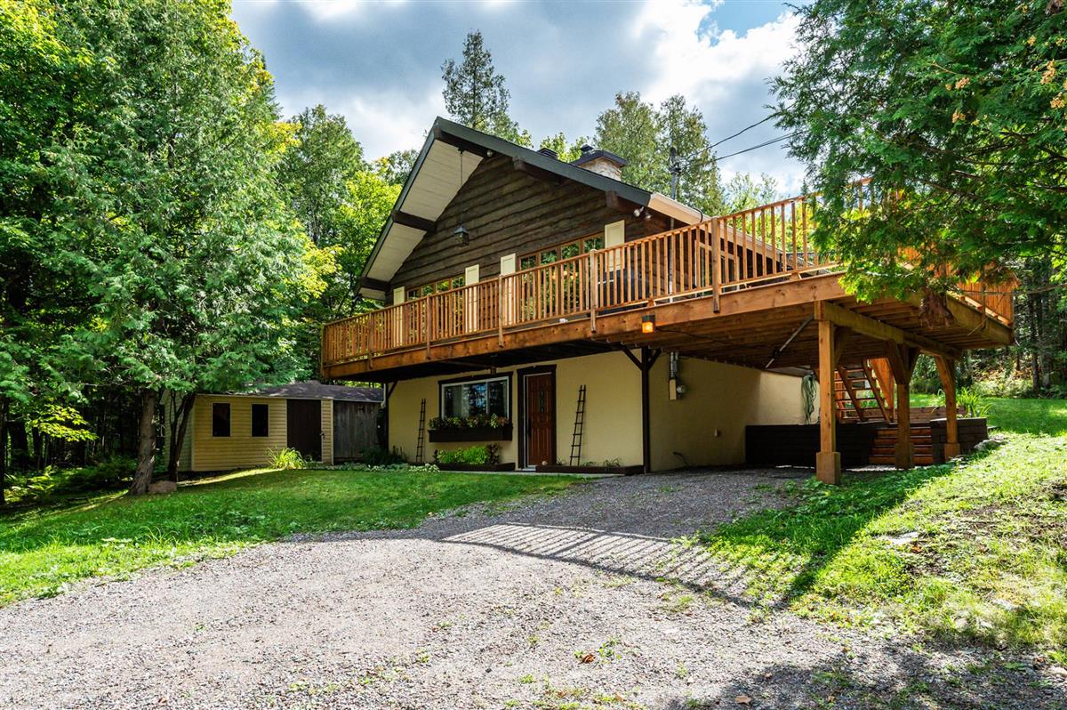 Maison de plain-pied - 2556 Ch. Jean-Adam, Saint-Sauveur