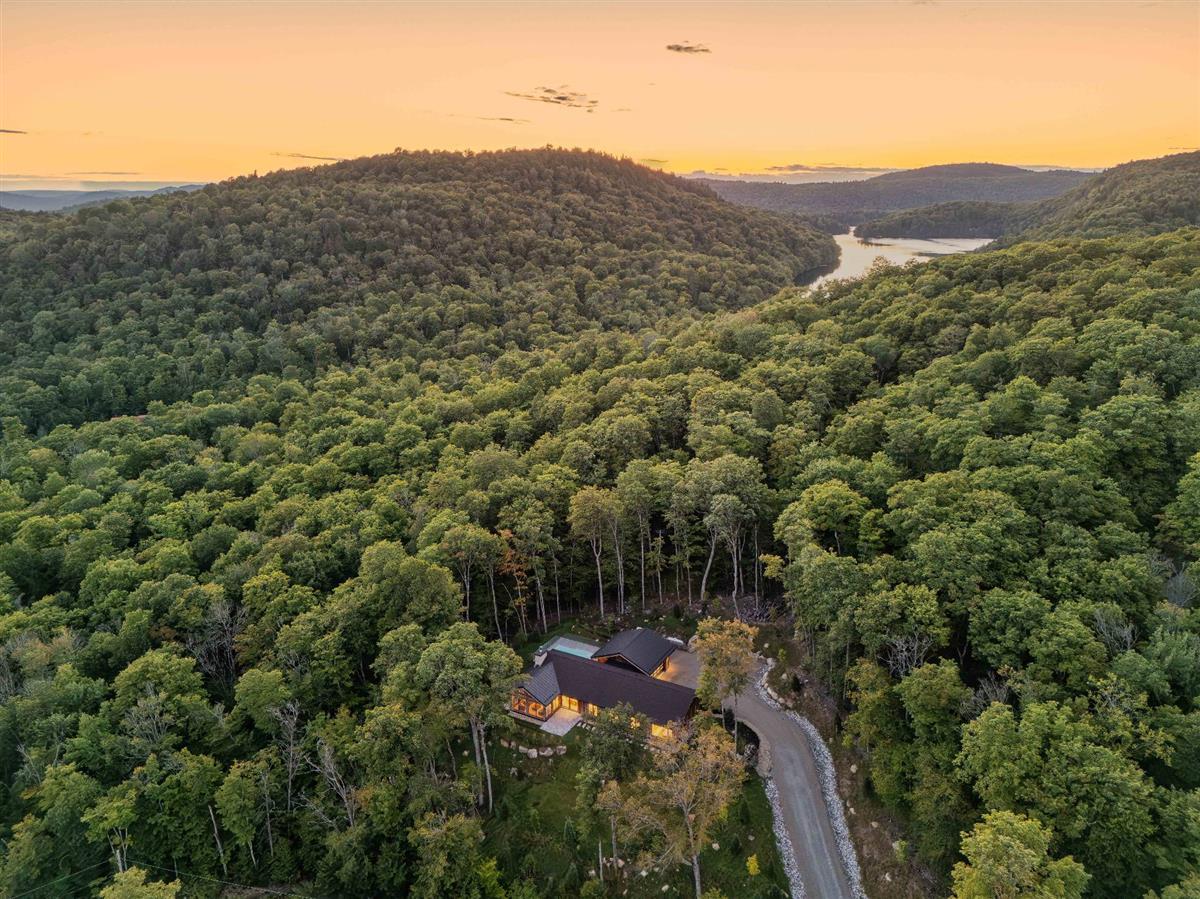 Maison de plain-pied - 111 Ch. des Rondins, Lac-Tremblant-Nord