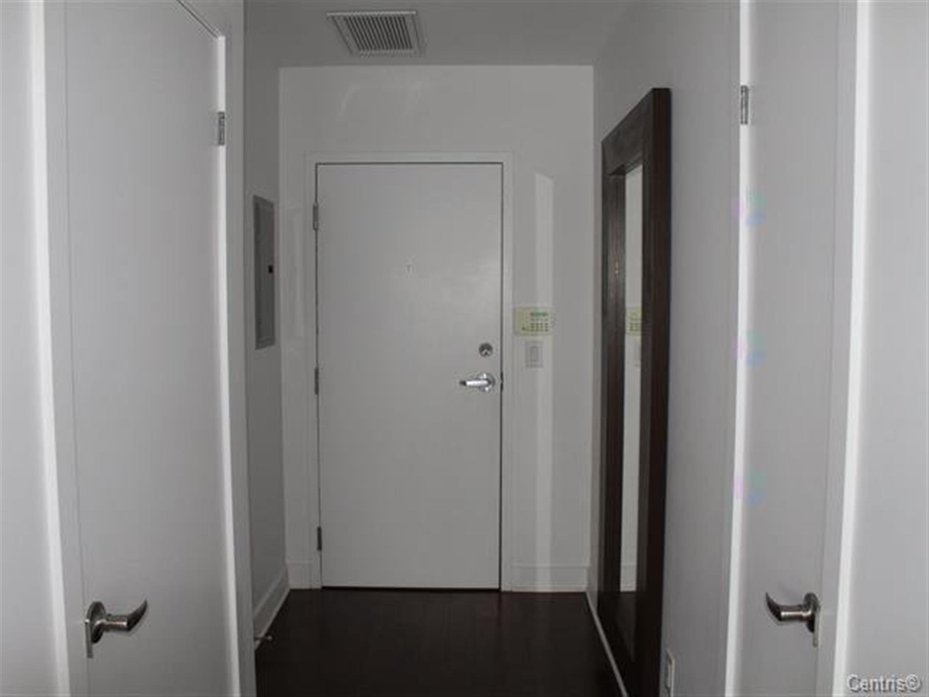 701-4293 Rue Jean-Talon O. — photo 3