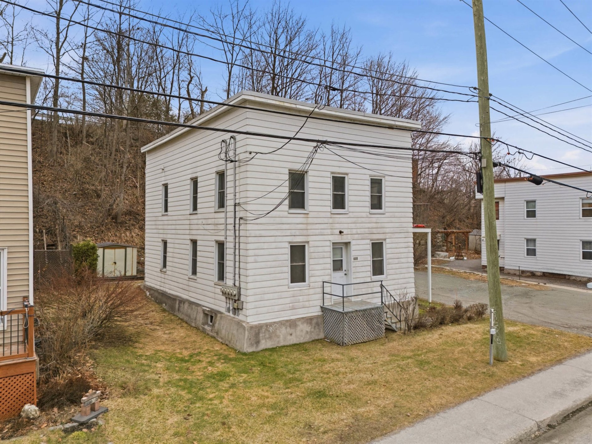 220-226 Rue St-François N. — photo 2