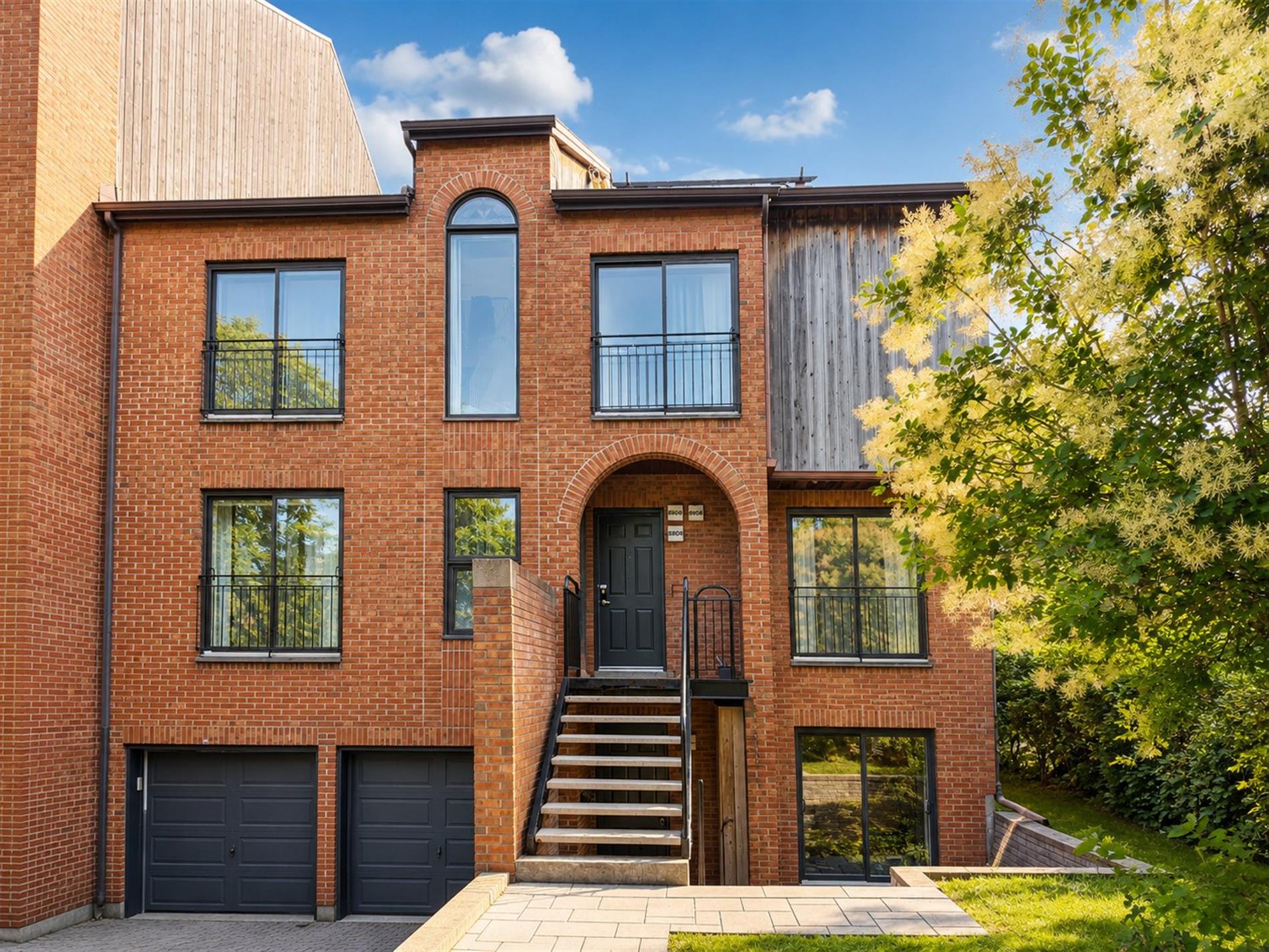 8802 Av. André-Grasset — photo 1