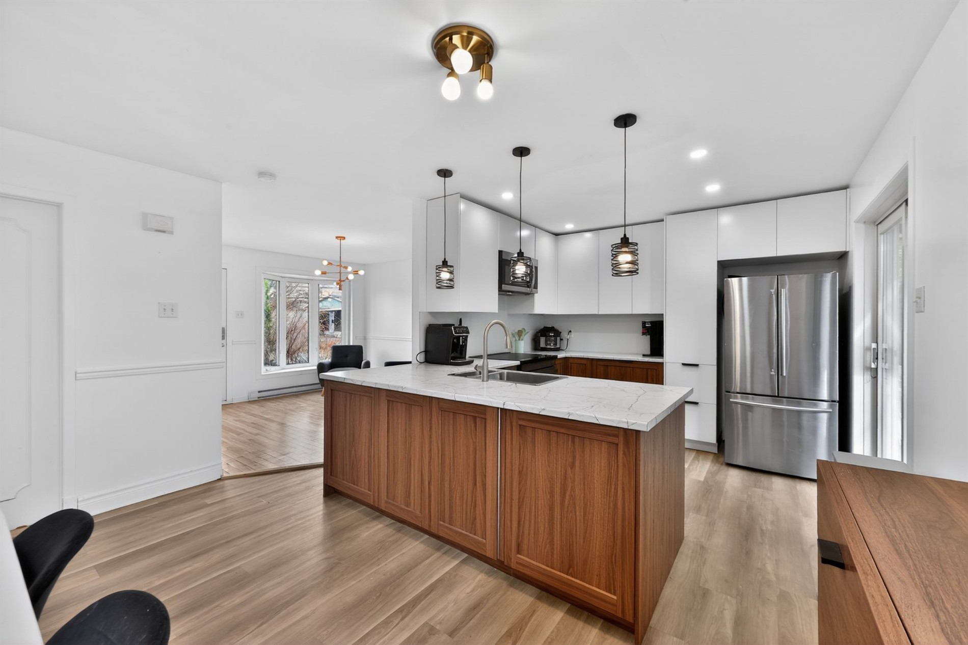1133 24e Avenue — photo 1