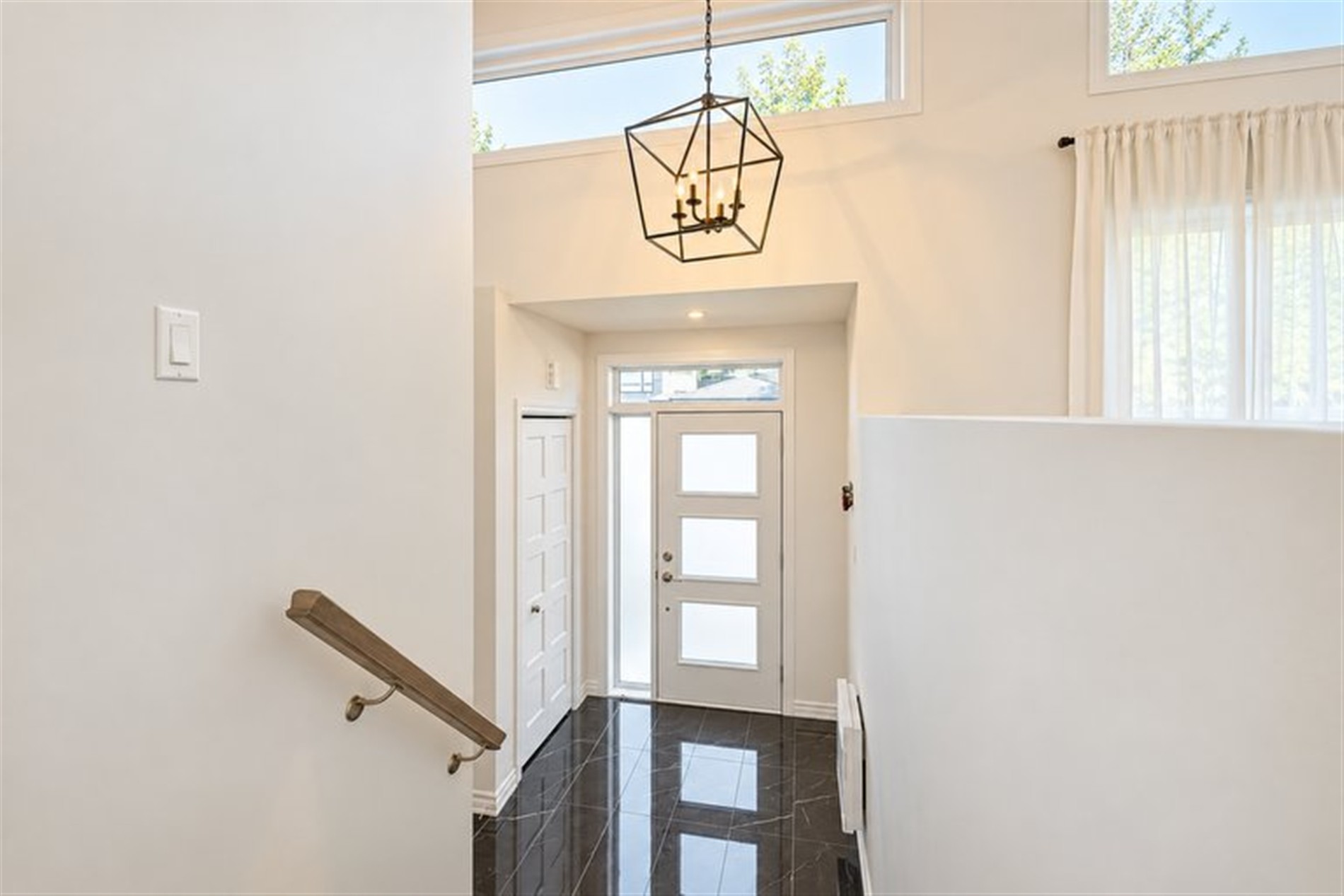 257 Rue des Saules — photo 3