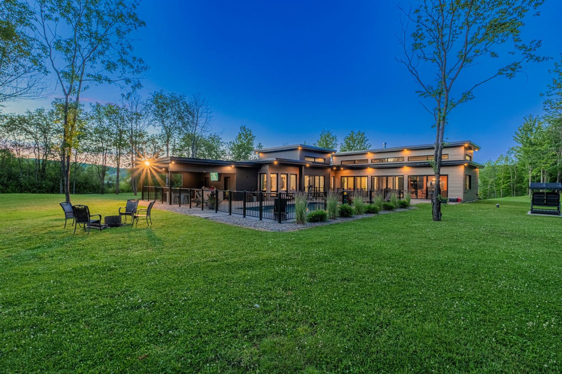 475 Ch. du Sanctuaire — photo 1