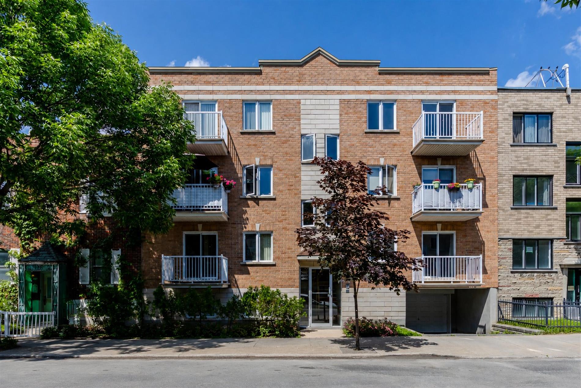 7001 Av. Stuart — photo 1