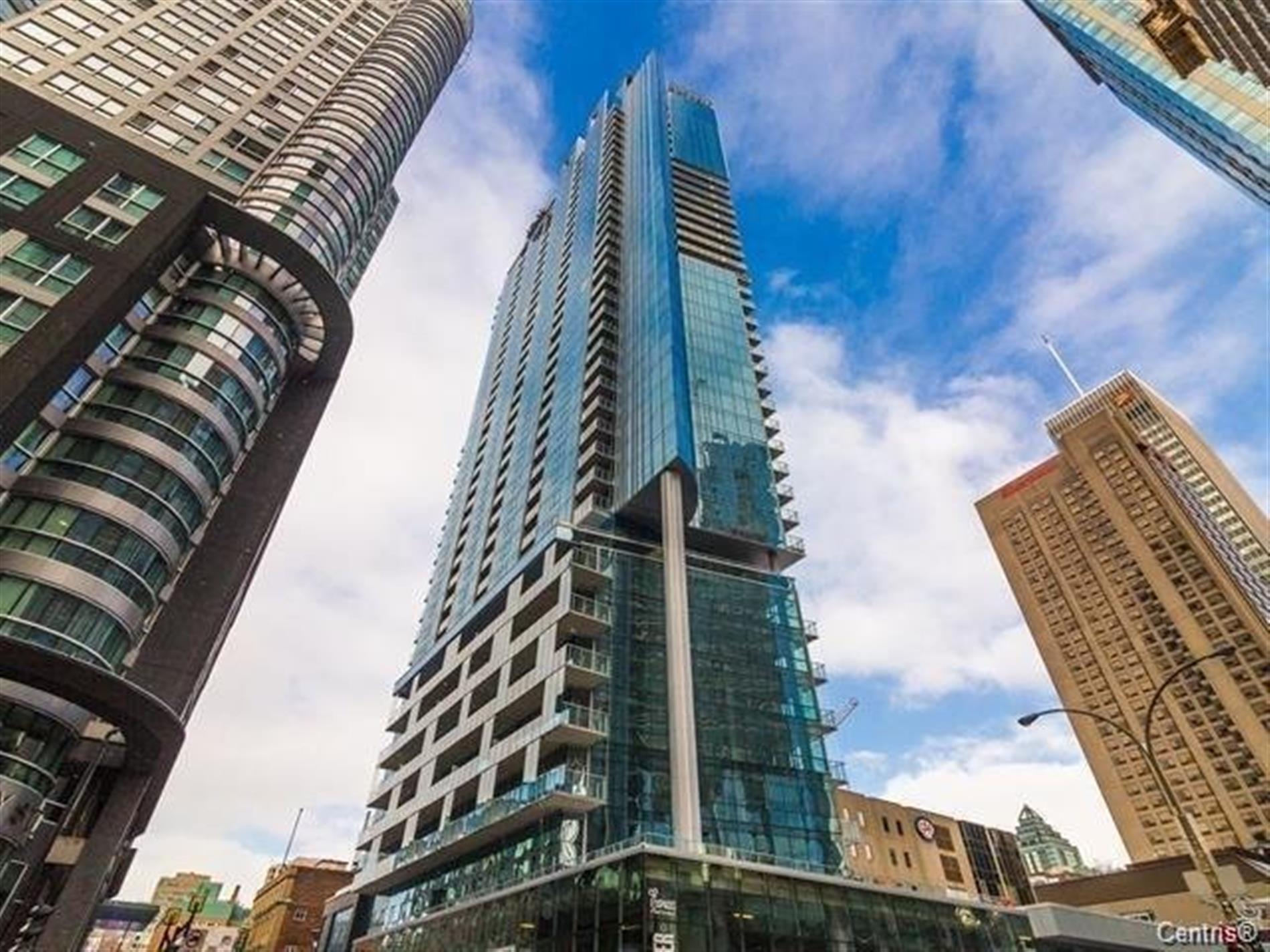 1155 Rue de la Montagne — photo 1