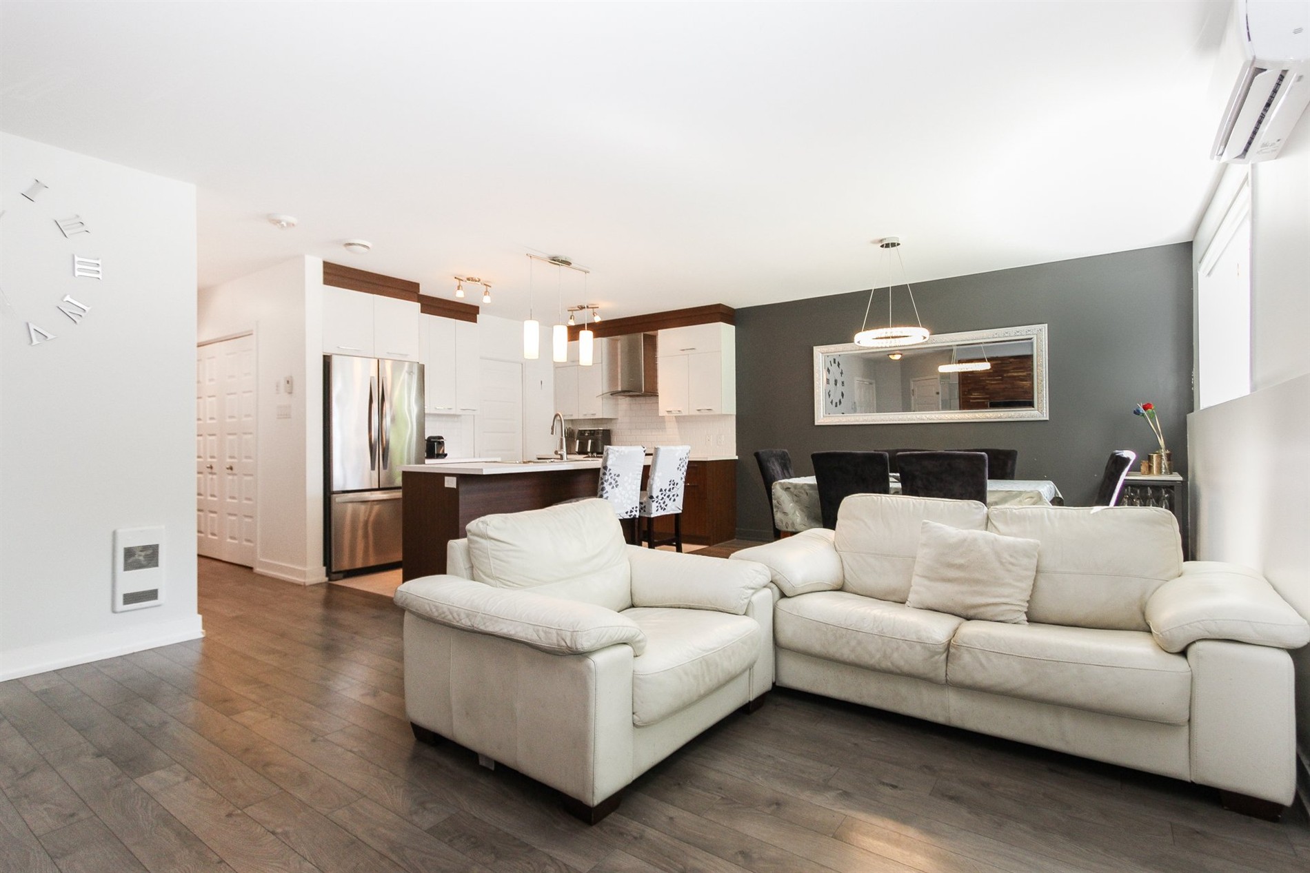 10-11 Carré Richelieu — photo 2