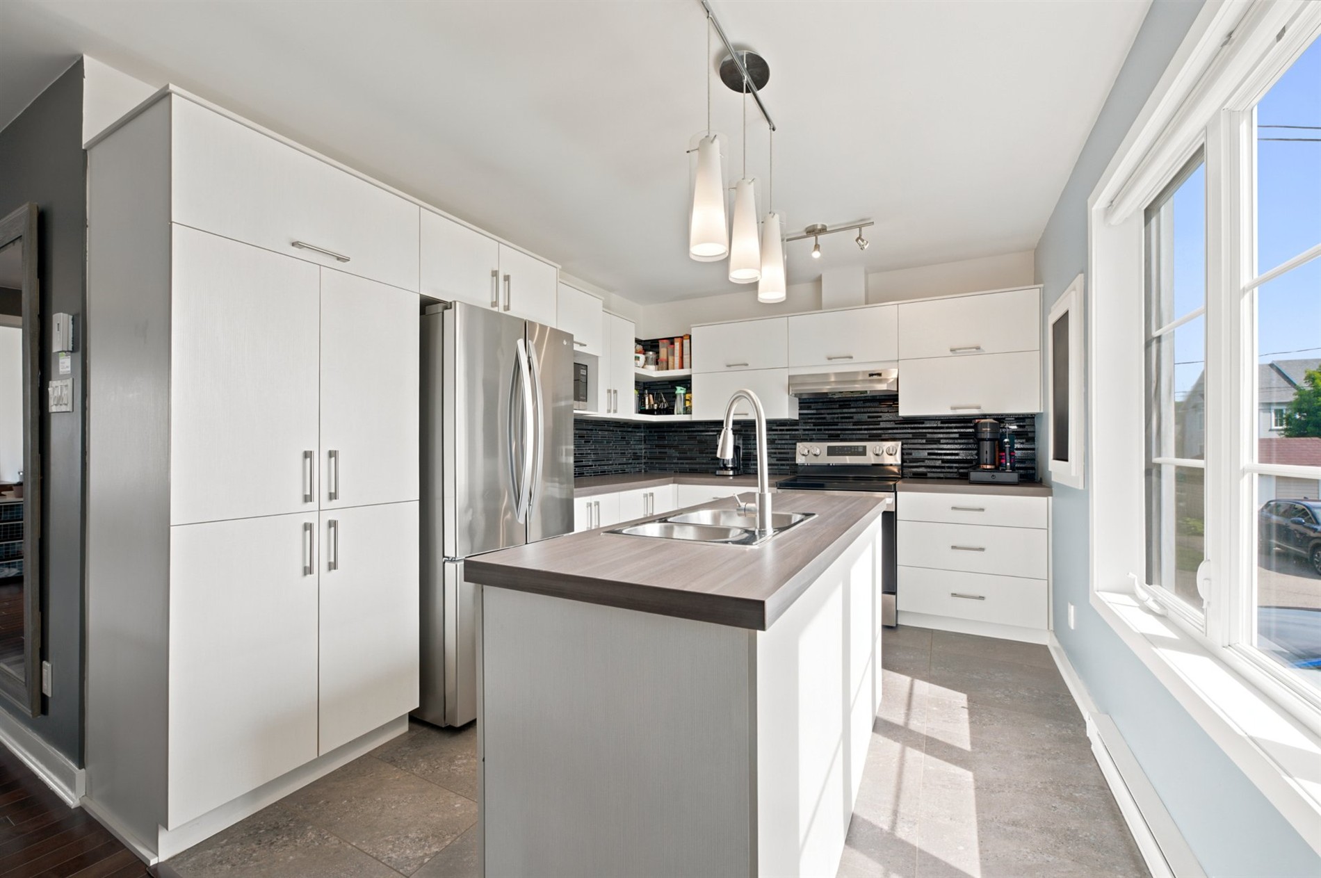 9712 Rue Yvon-Paiement — photo 1